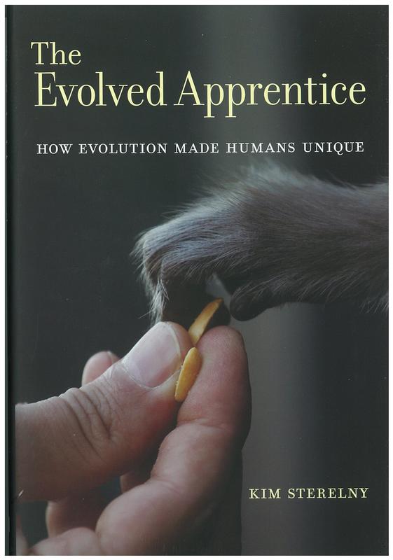 The evolved apprentice : how evolution made humans unique / Kim Sterelny cover