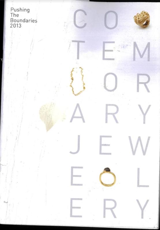 Contemporary jewellery : pushing the boundaries 2013 cover