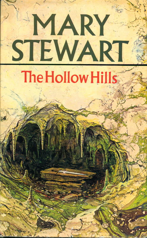 The hollow hills / Mary Stewart cover