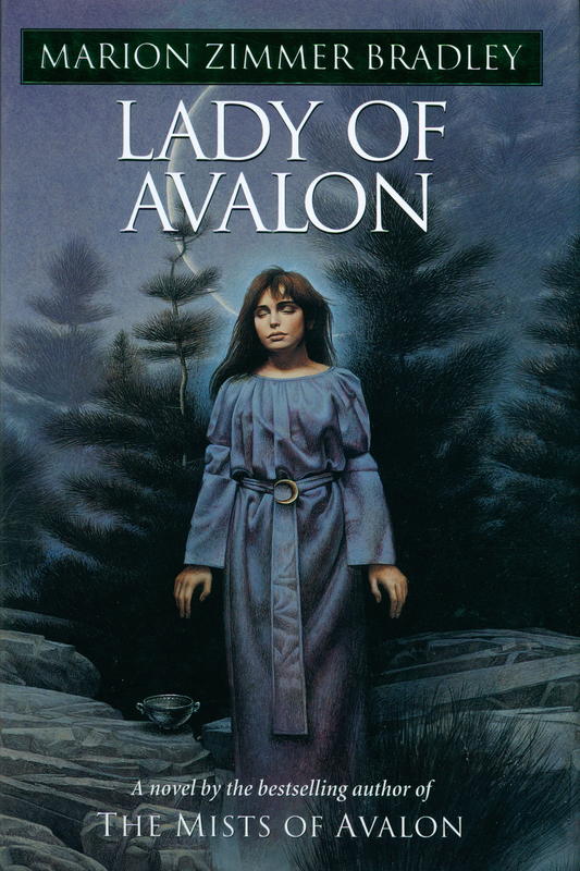 Lady of Avalon / Marion Zimmer Bradley cover