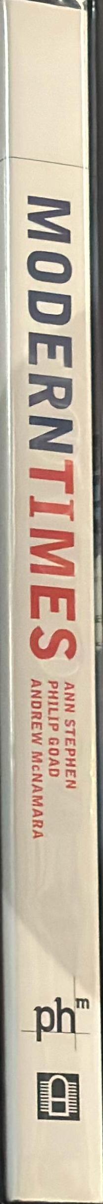 Marina Abramovic : private archaeology spine