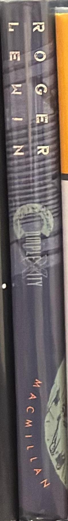 King Lear / [William Shakespeare] ; edited by Philip Edwards spine