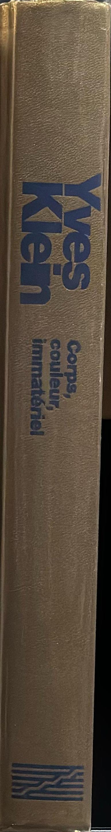 Yves Klein : corps, couleur, immaterial / Yves Klein spine