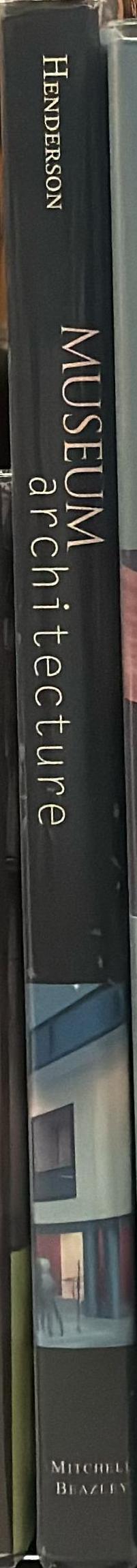 Museum architecture spine