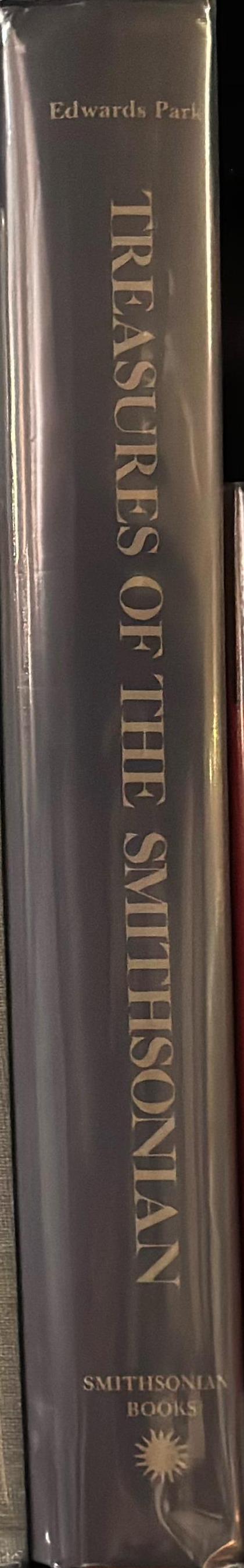 Treasures of the Smithsonian spine