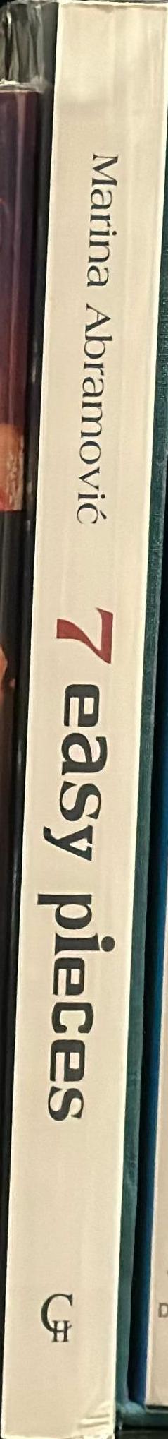 Marina Abramovic : 7 easy pieces spine
