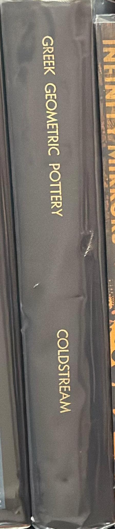 Greek geometric pottery : a survey of ten local styles and their chronology / J. N. Coldstream spine