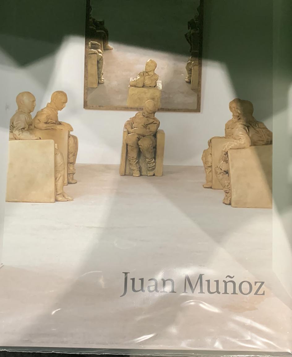 Juan Muñoz : a retrospective / edited by Sheena Wagstaff ; with contributions by John Berger ... [et al.] live cover