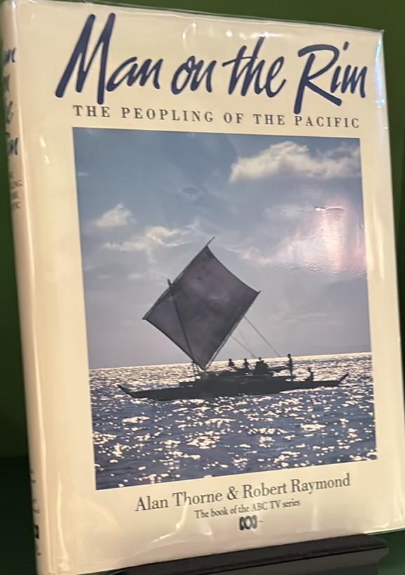 Man on the rim : the peopling of the Pacific / Alan Thorne & Robert Raymond live cover