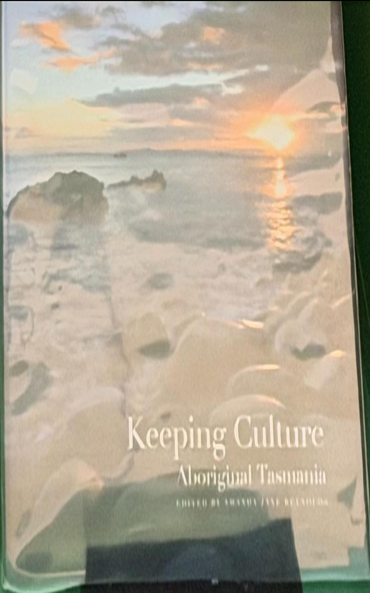 The Oxford companion to Aboriginal art and culture / general editors, Sylvia Kleinert and Margo Neale ; cultural editor Robyne Bancroft live cover