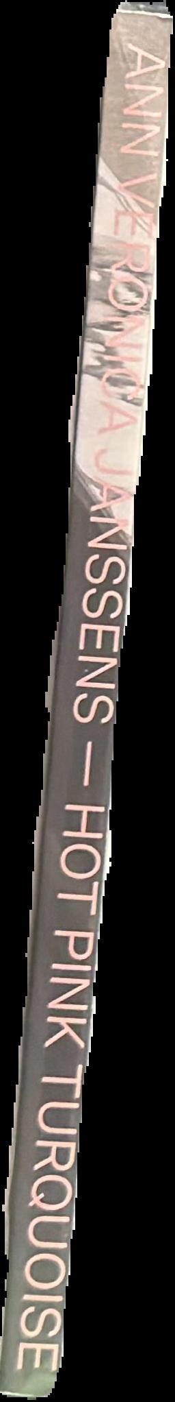 Ann Veronica Janssens : hot pink turquoise live spine