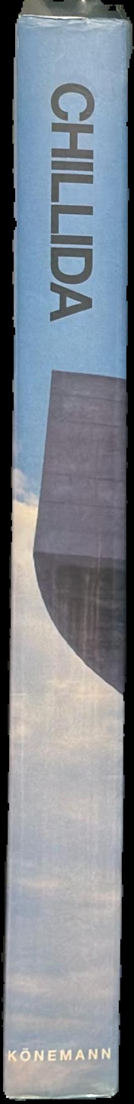 Chillida / photographies, David Finn ; texte Giovanni Carandente live spine