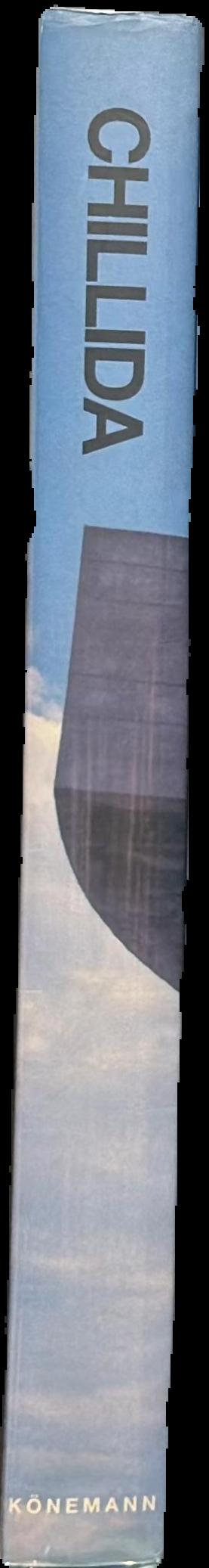 Chillida / photographies, David Finn ; texte Giovanni Carandente live spine