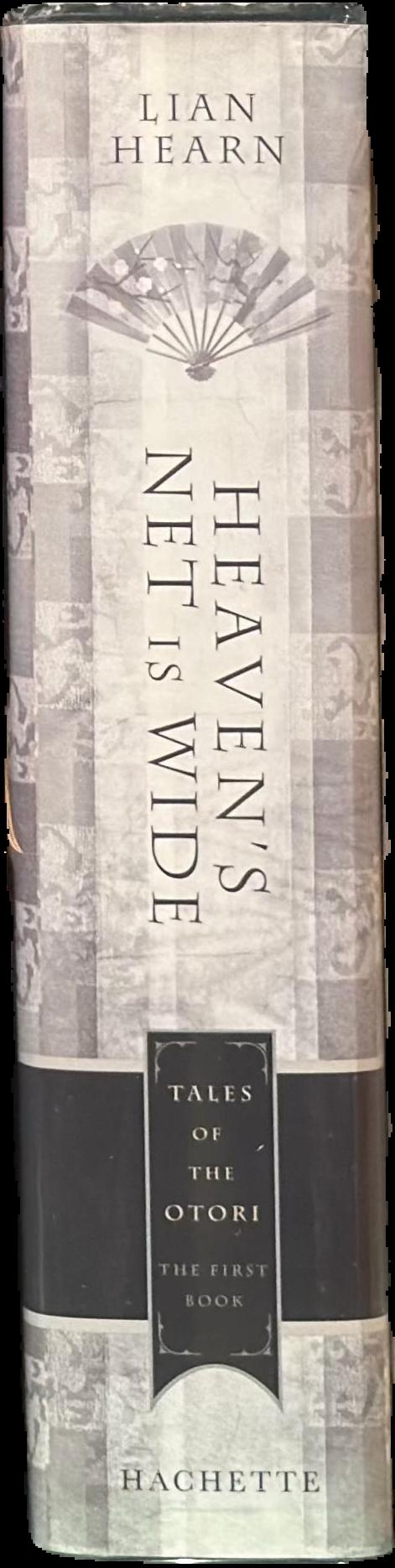 Heaven's net is wide / Lian Hearn live spine