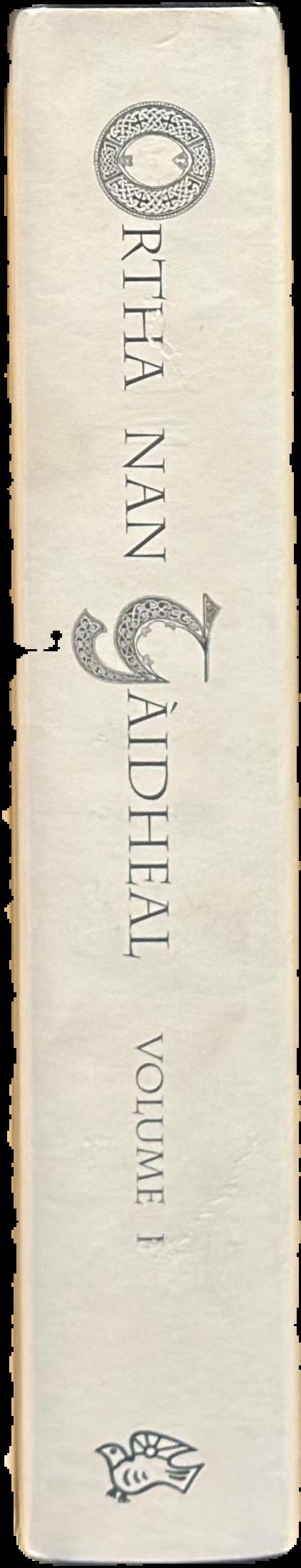 Reading intertextually : art, fiction and material culture in Patrick White and Sidney Nolan : volume I live spine