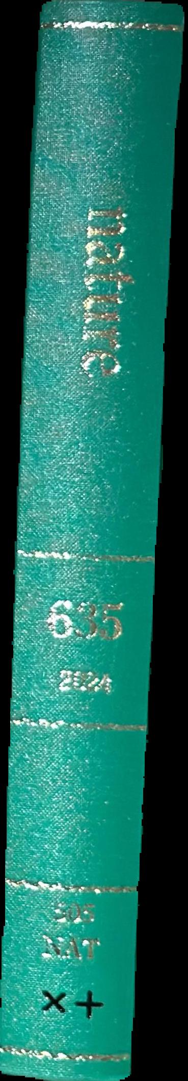 Bibliophile : an illustrated miscellany live spine