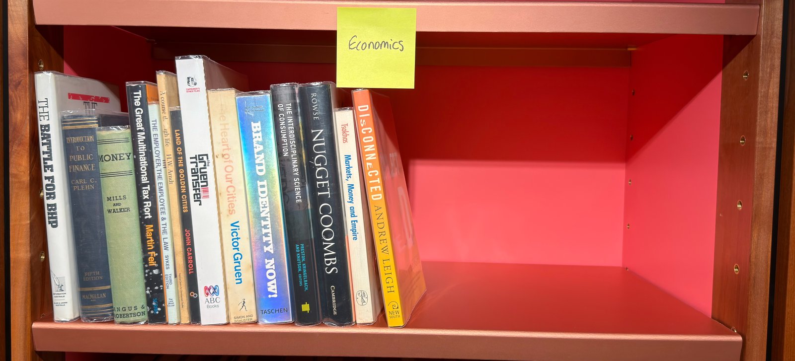 Shelfie Capture from May 27, 2026 11:00 AM