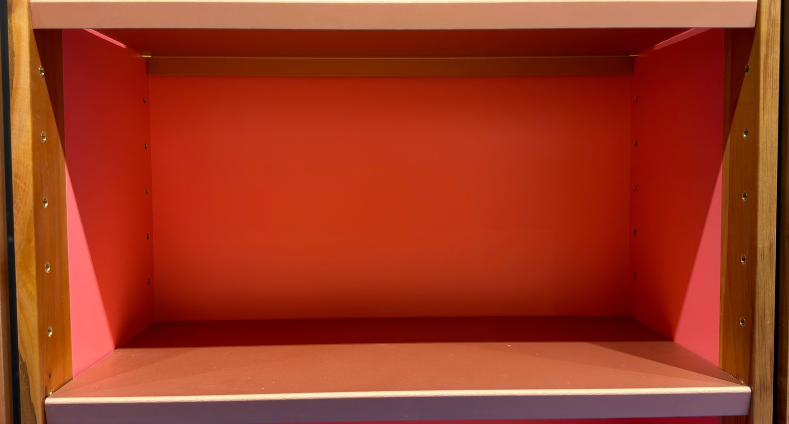 Shelfie Capture from May 27, 2026 11:24 AM