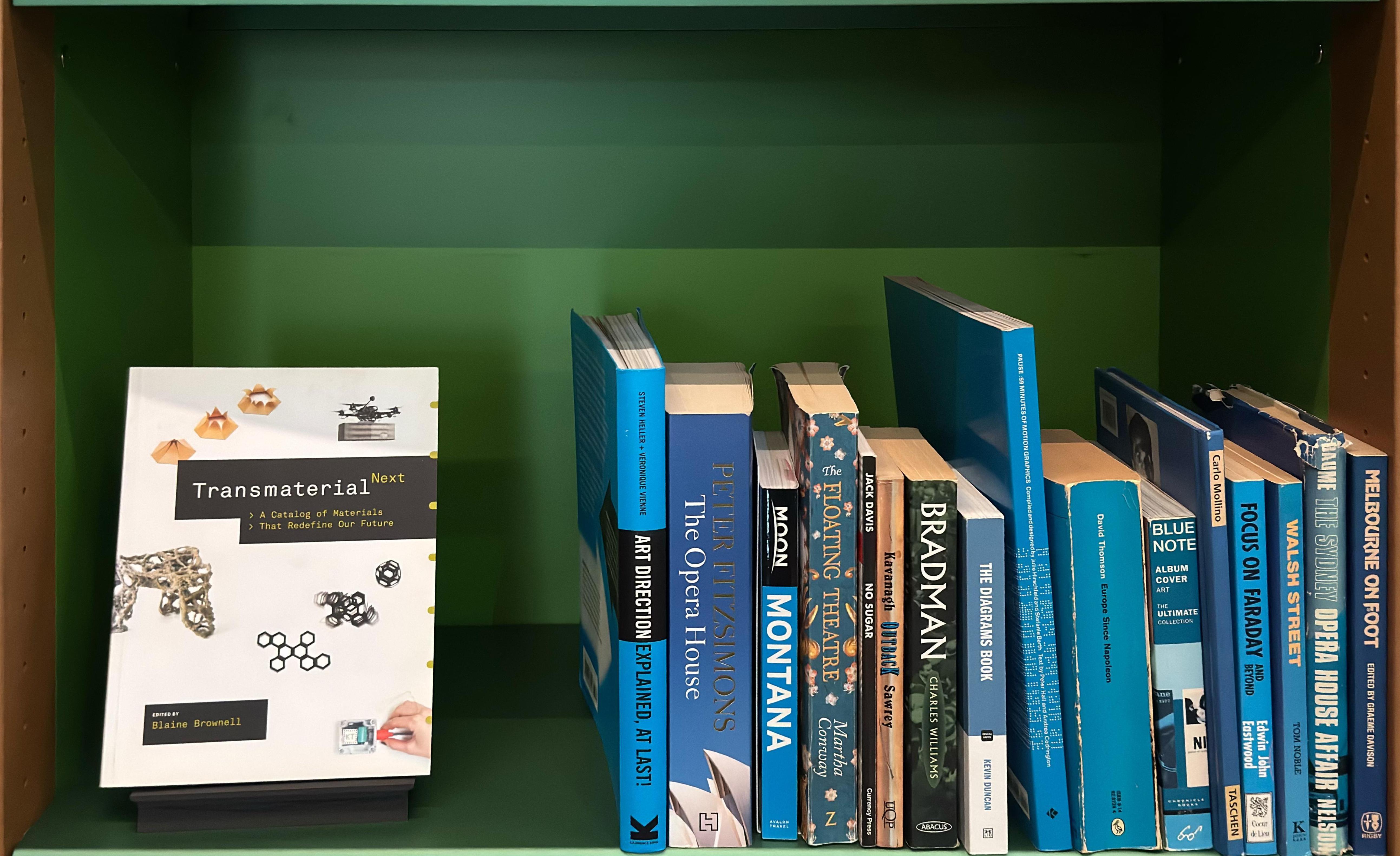 Shelf image