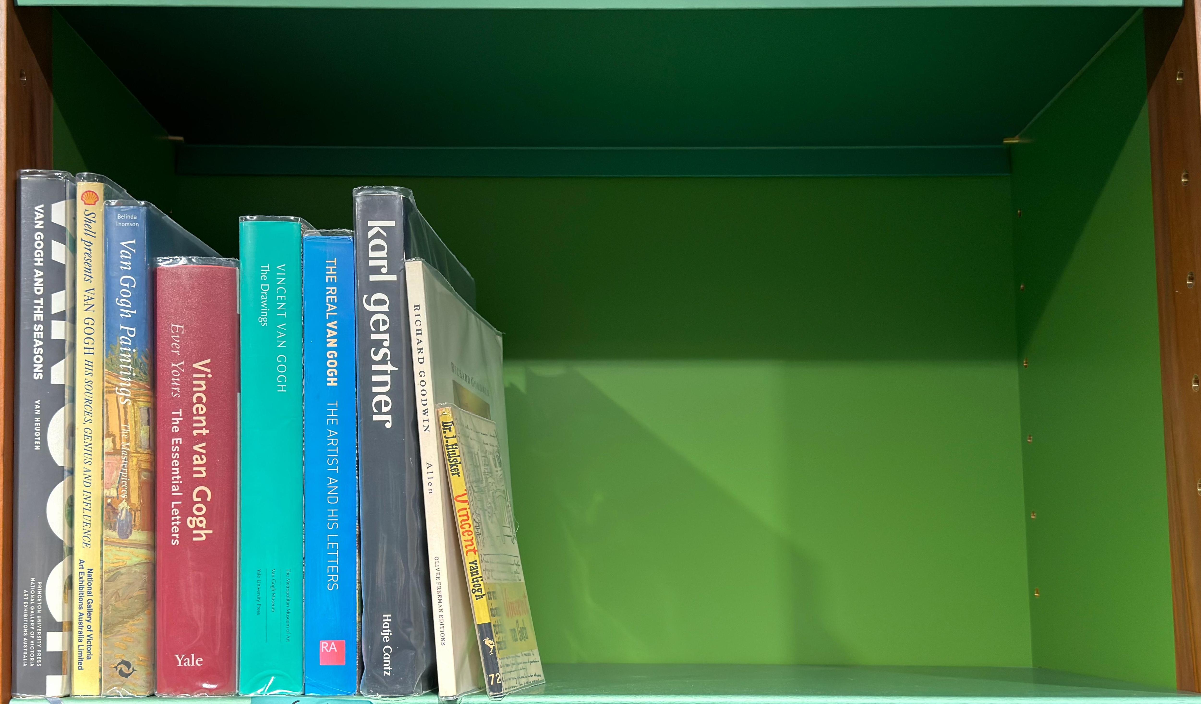 Shelf image