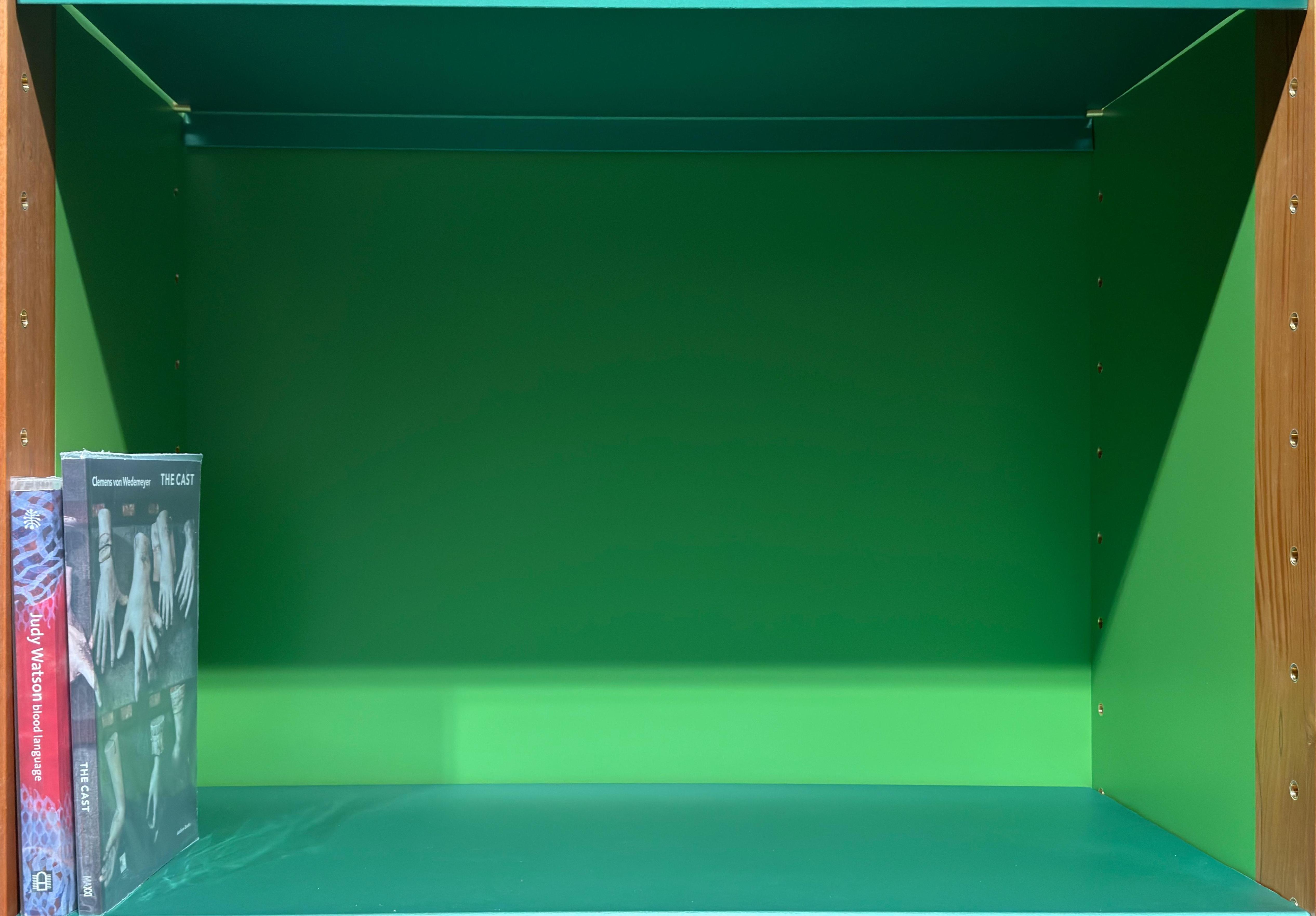 Shelf image