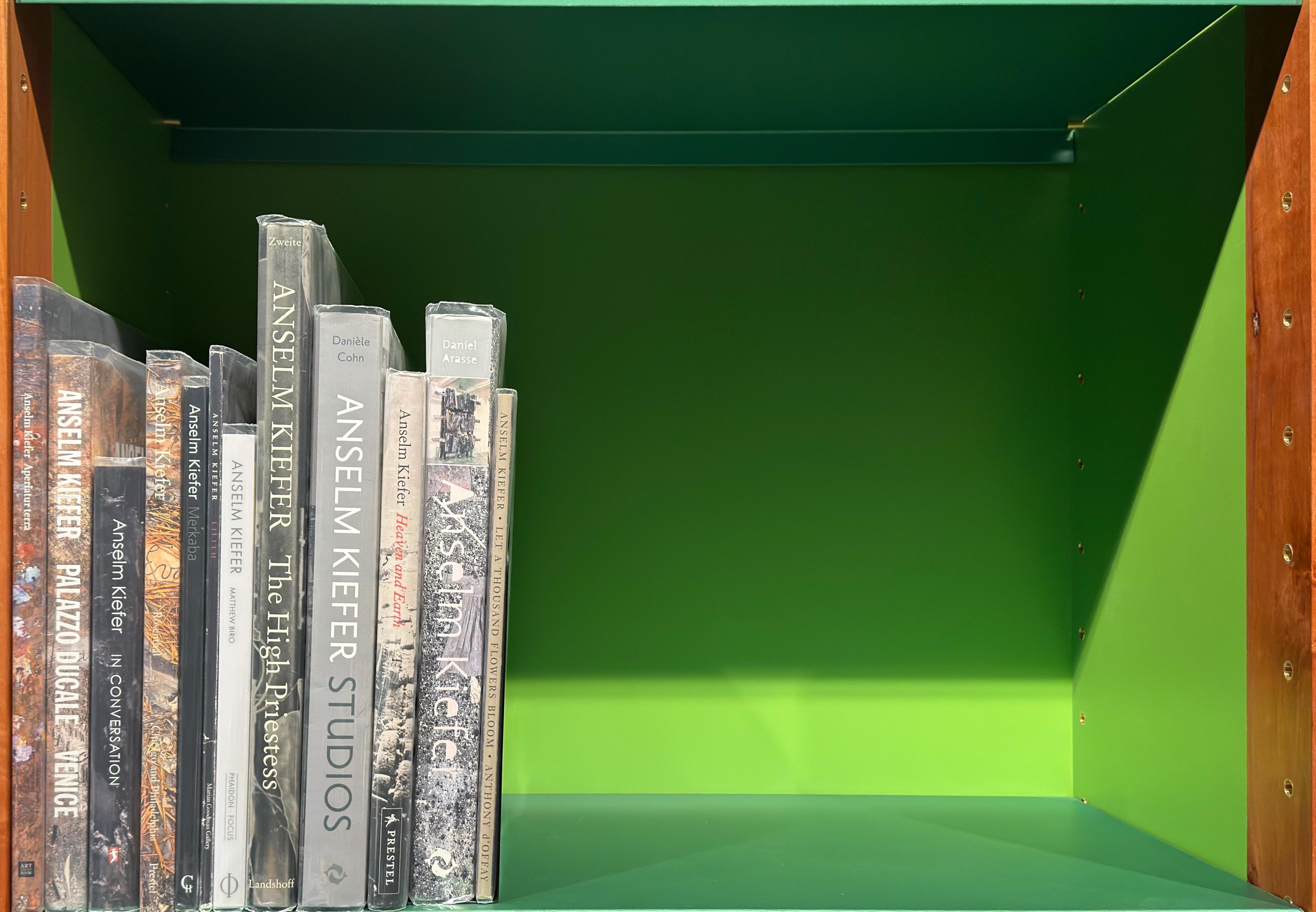 Shelf image