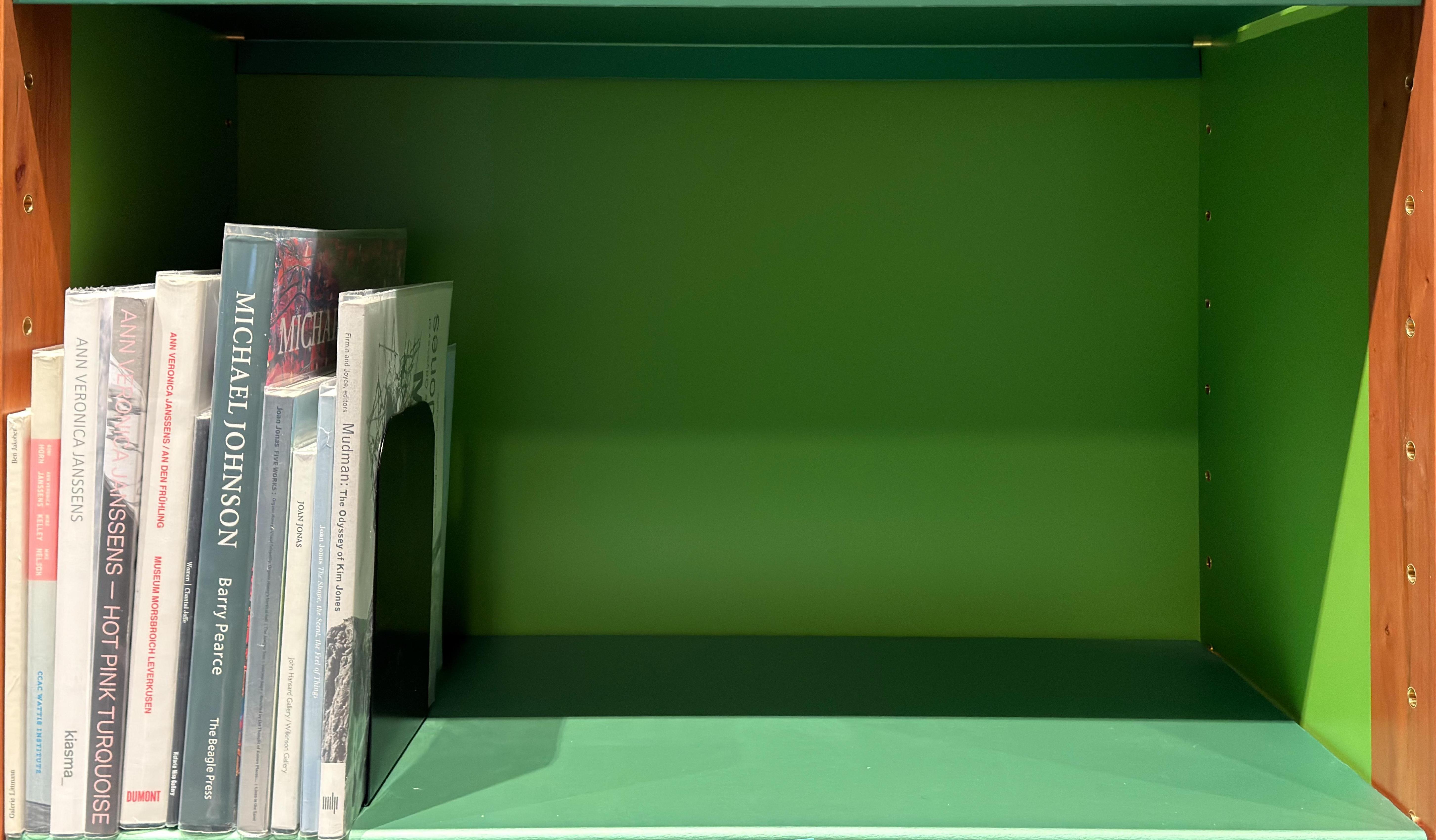 Shelf image