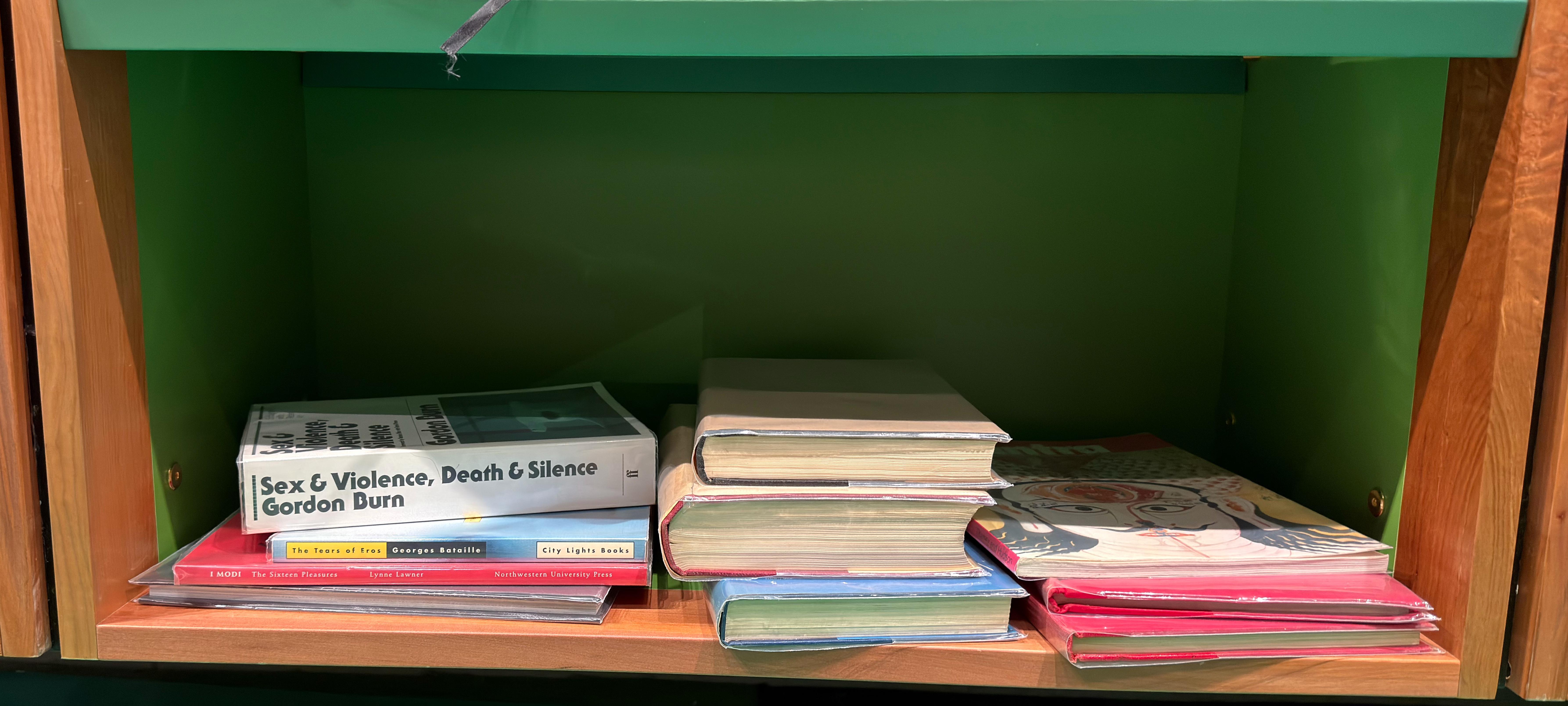 Shelf image
