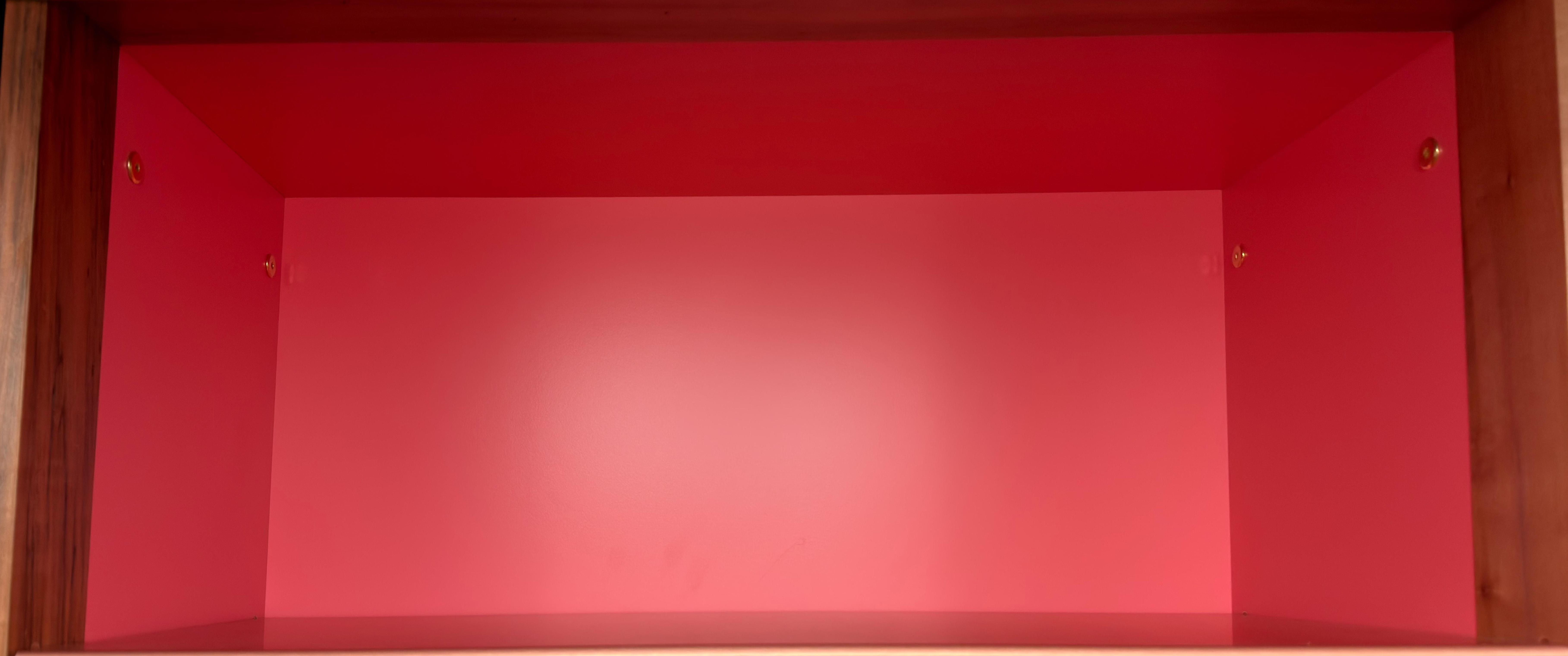 Shelf image