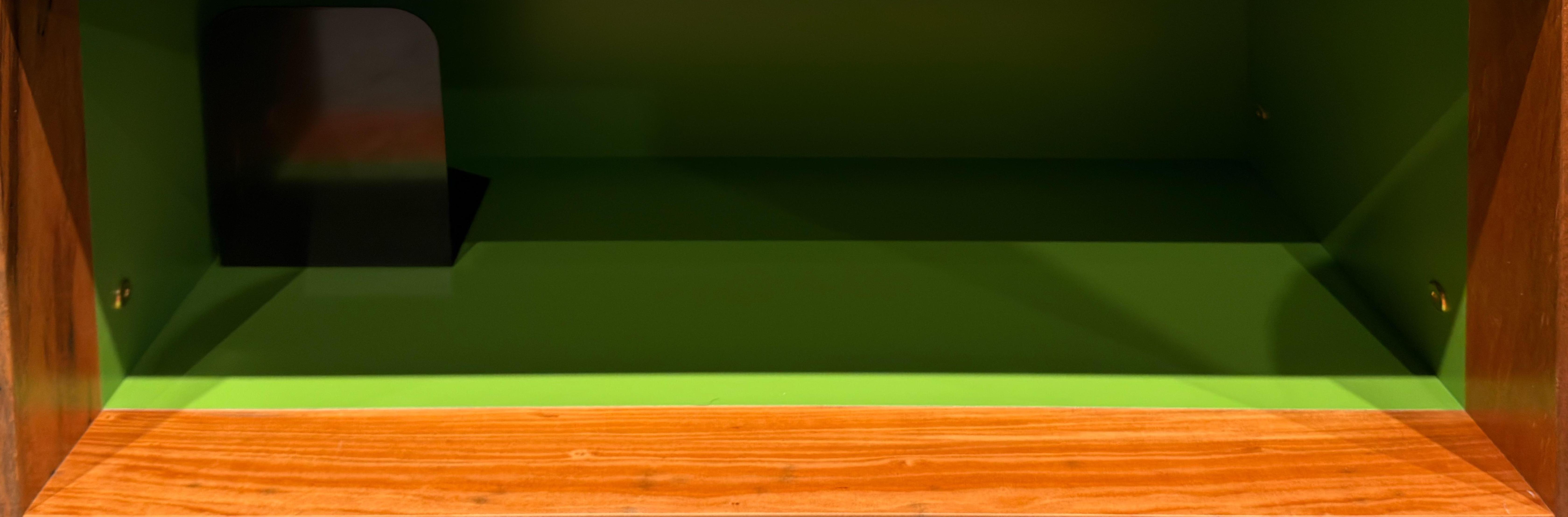 Shelf image