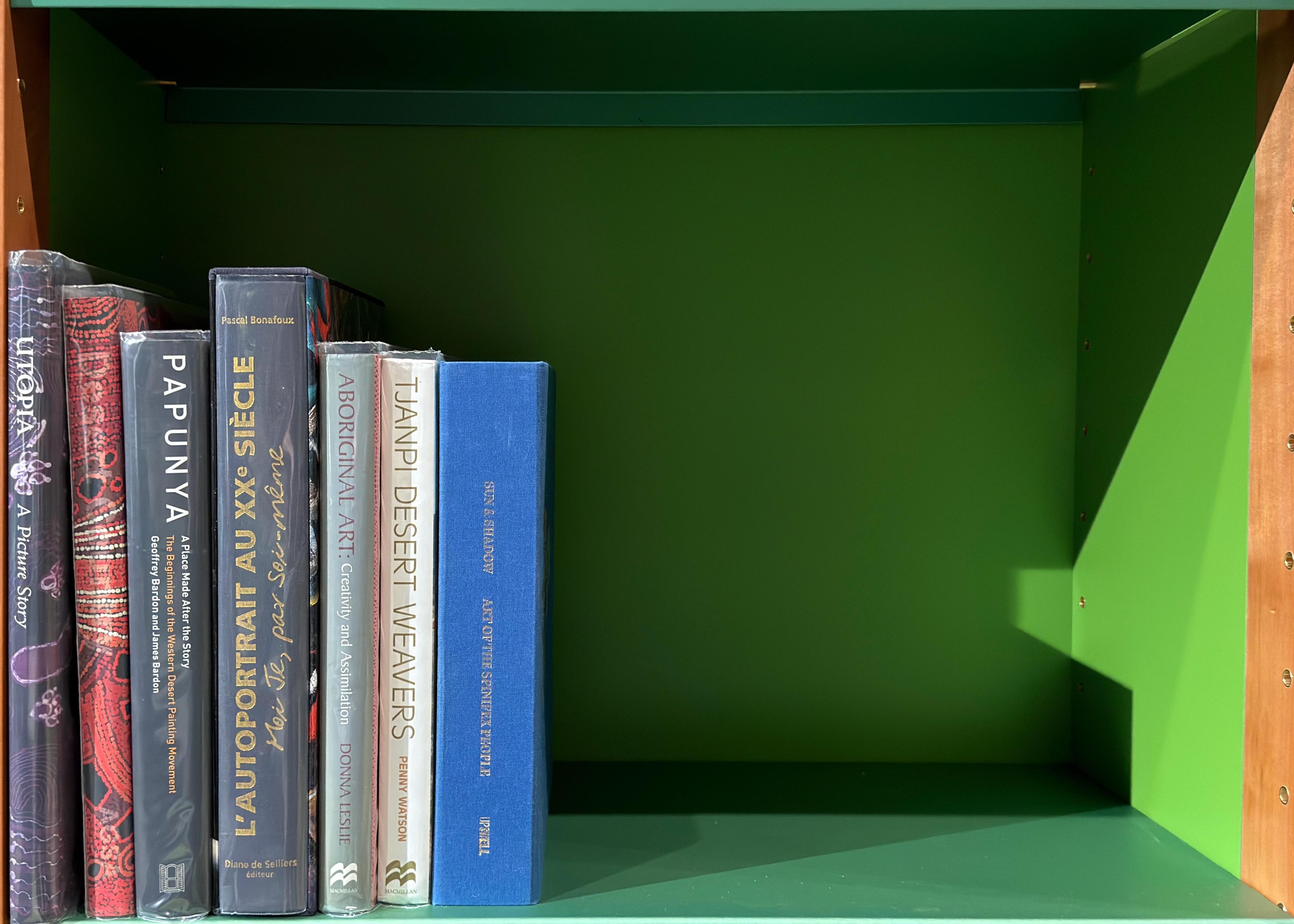 Shelf image