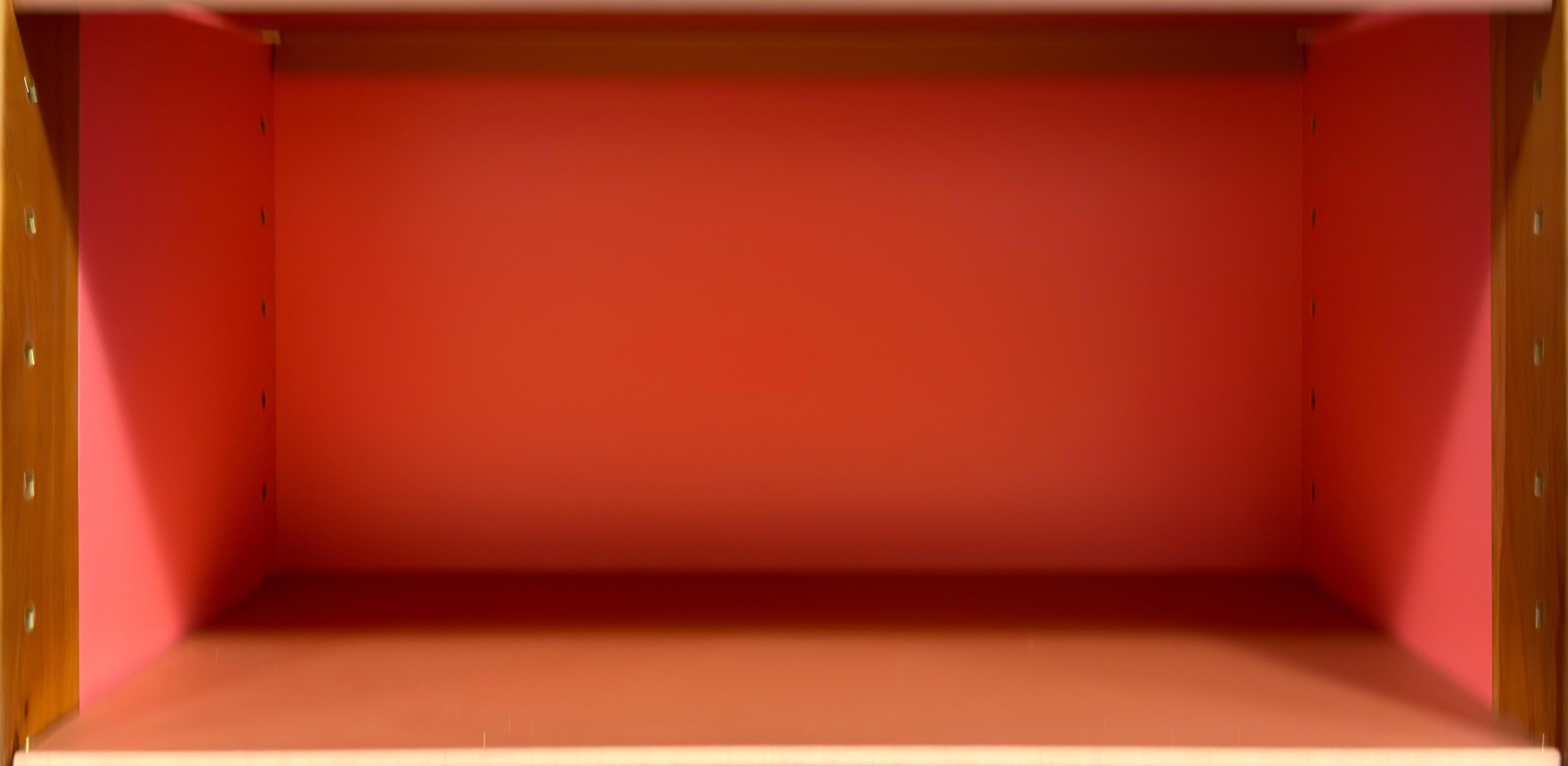 Shelf image
