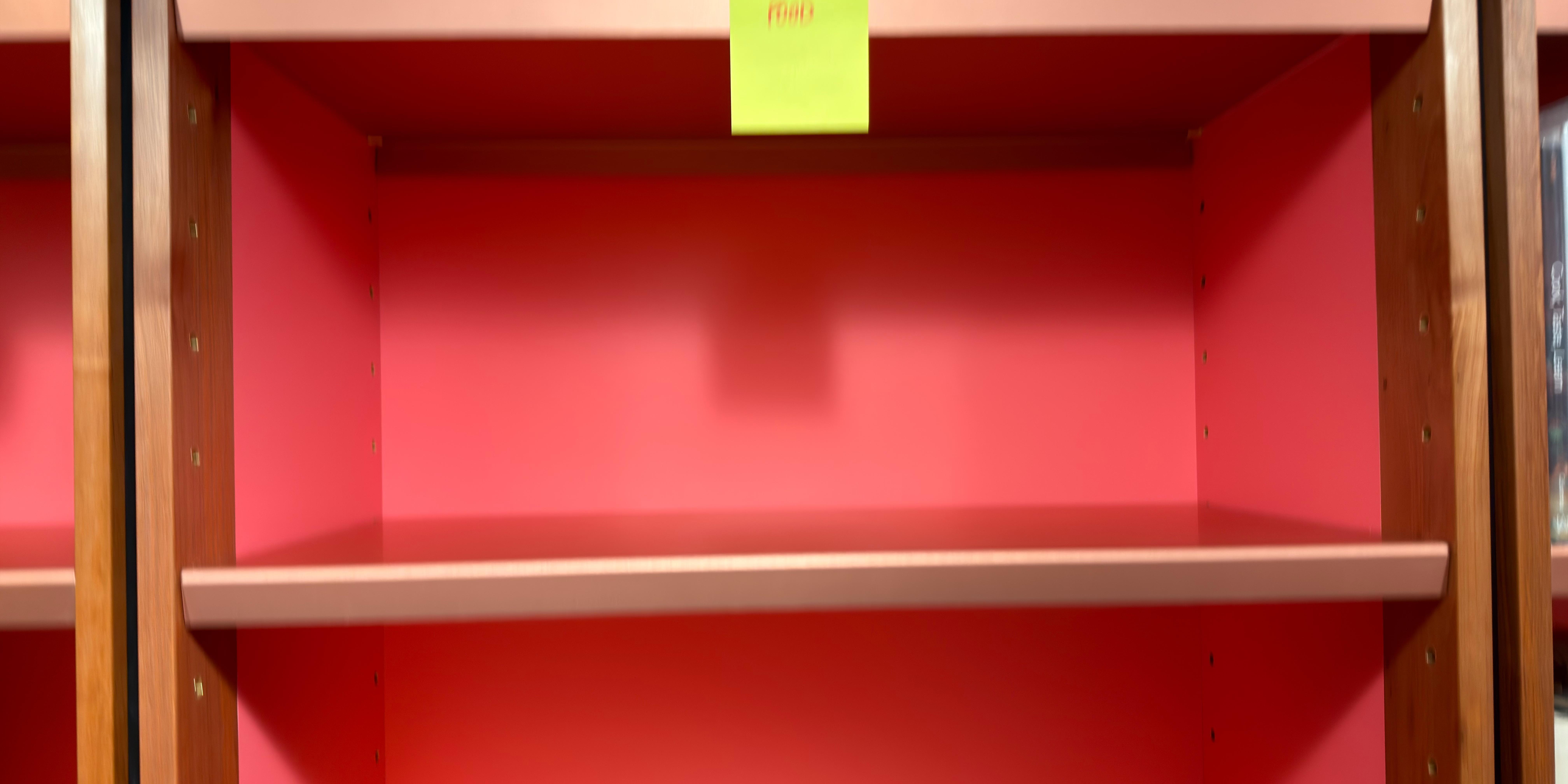 Shelf image