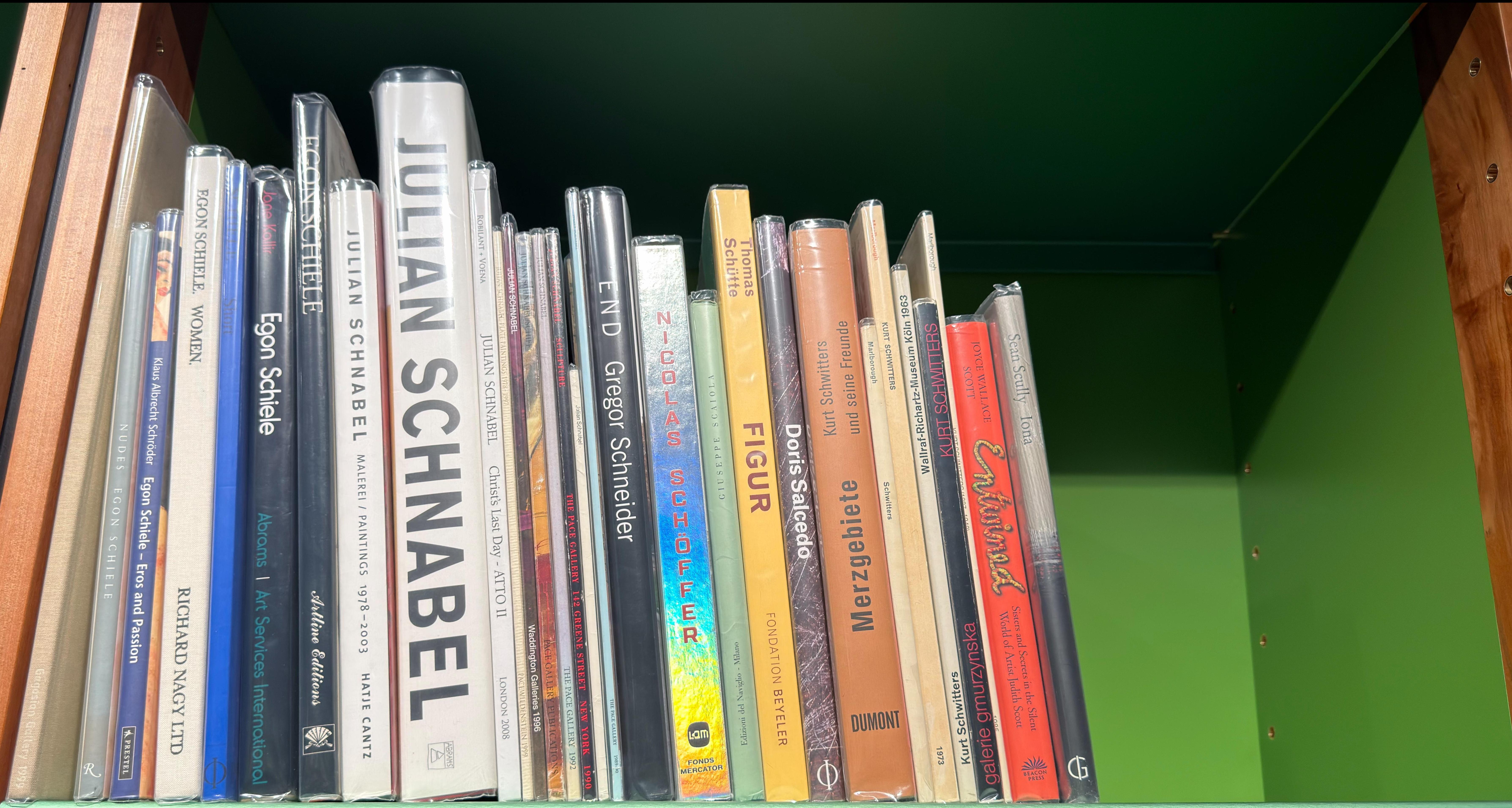 Shelf image