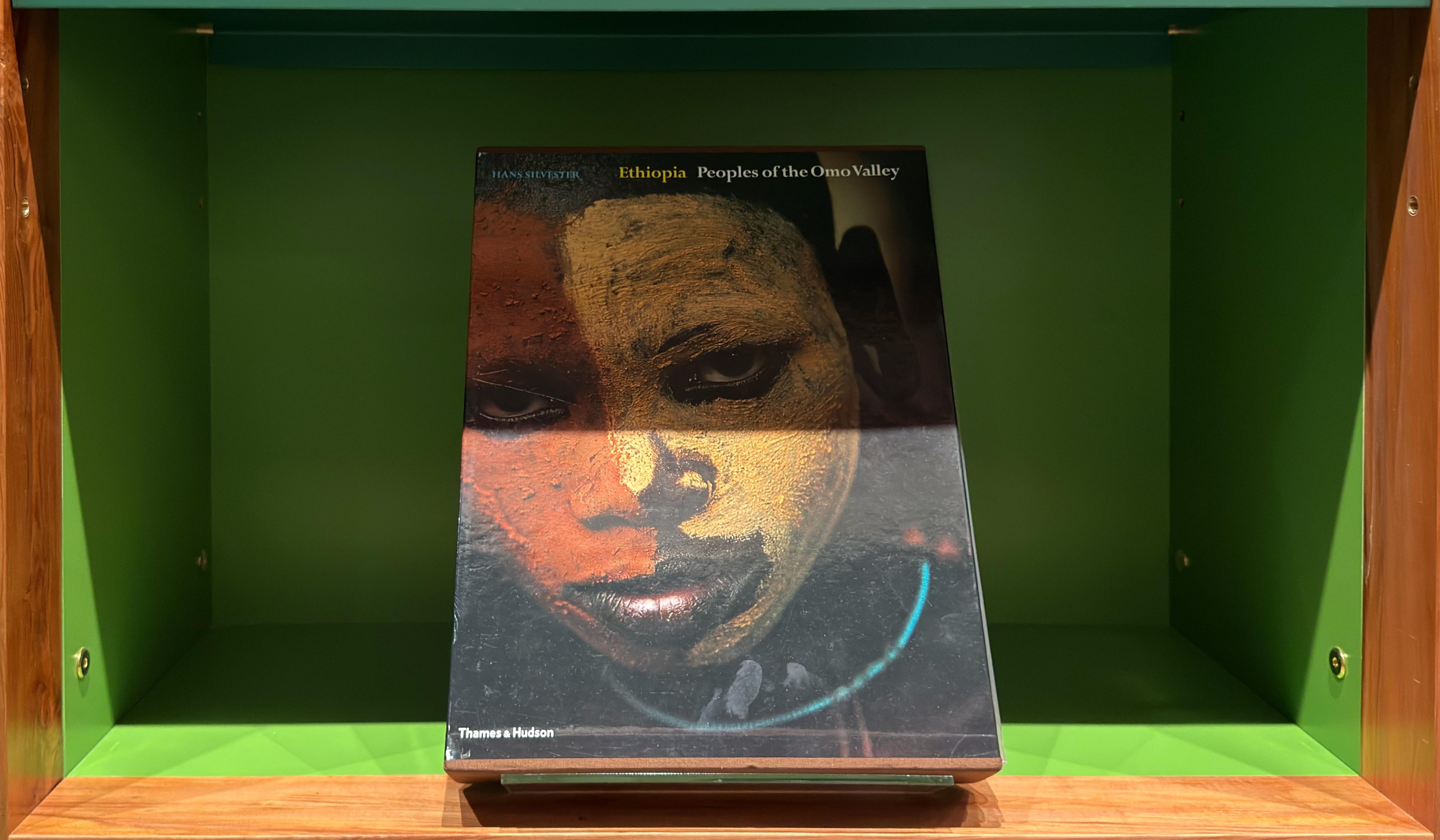 Shelf image