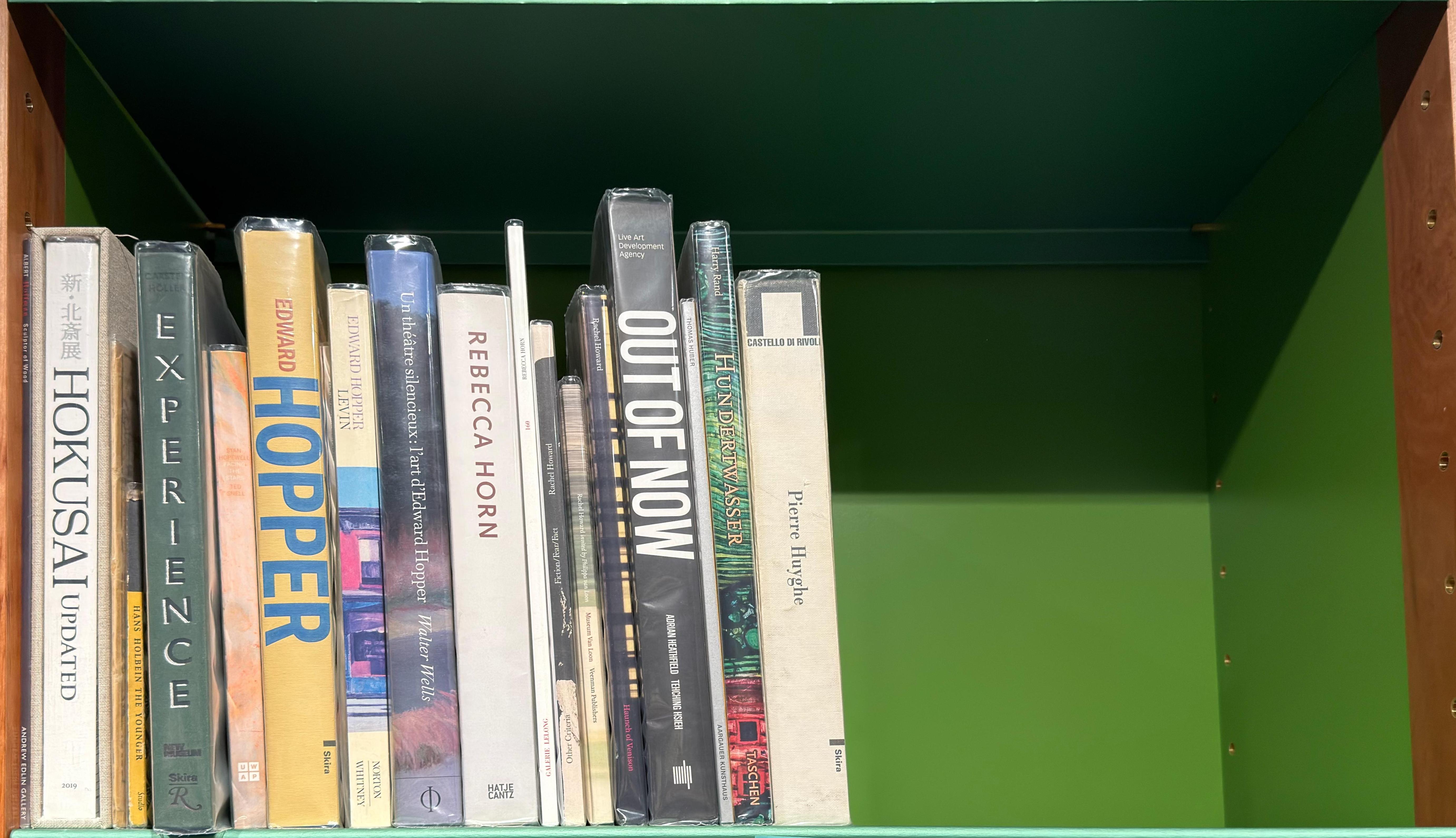 Shelf image