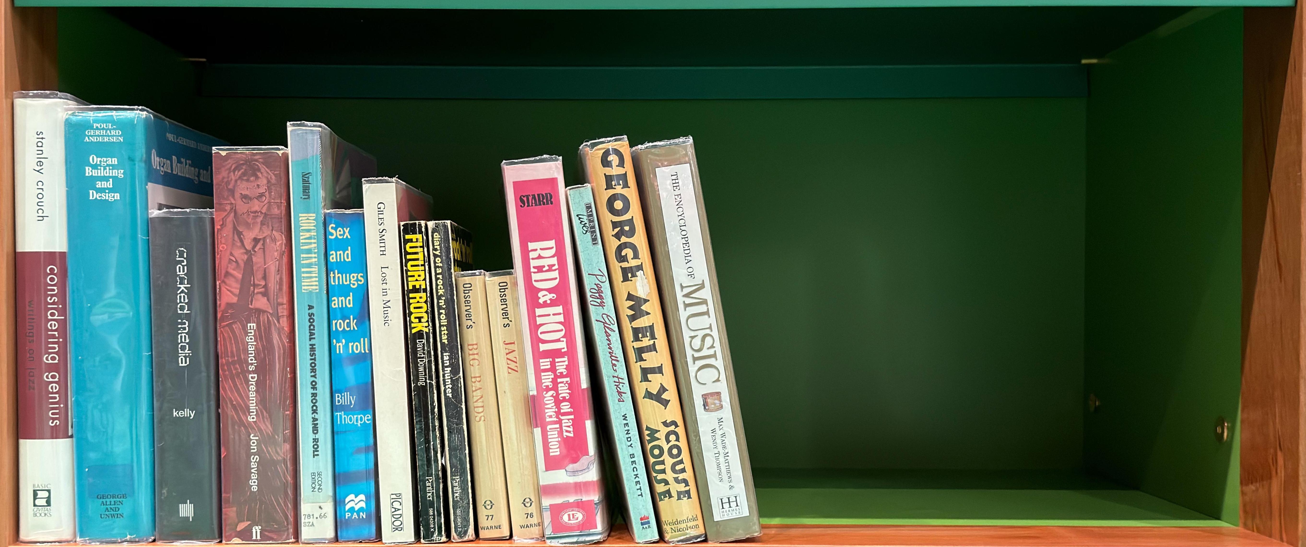 Shelf image