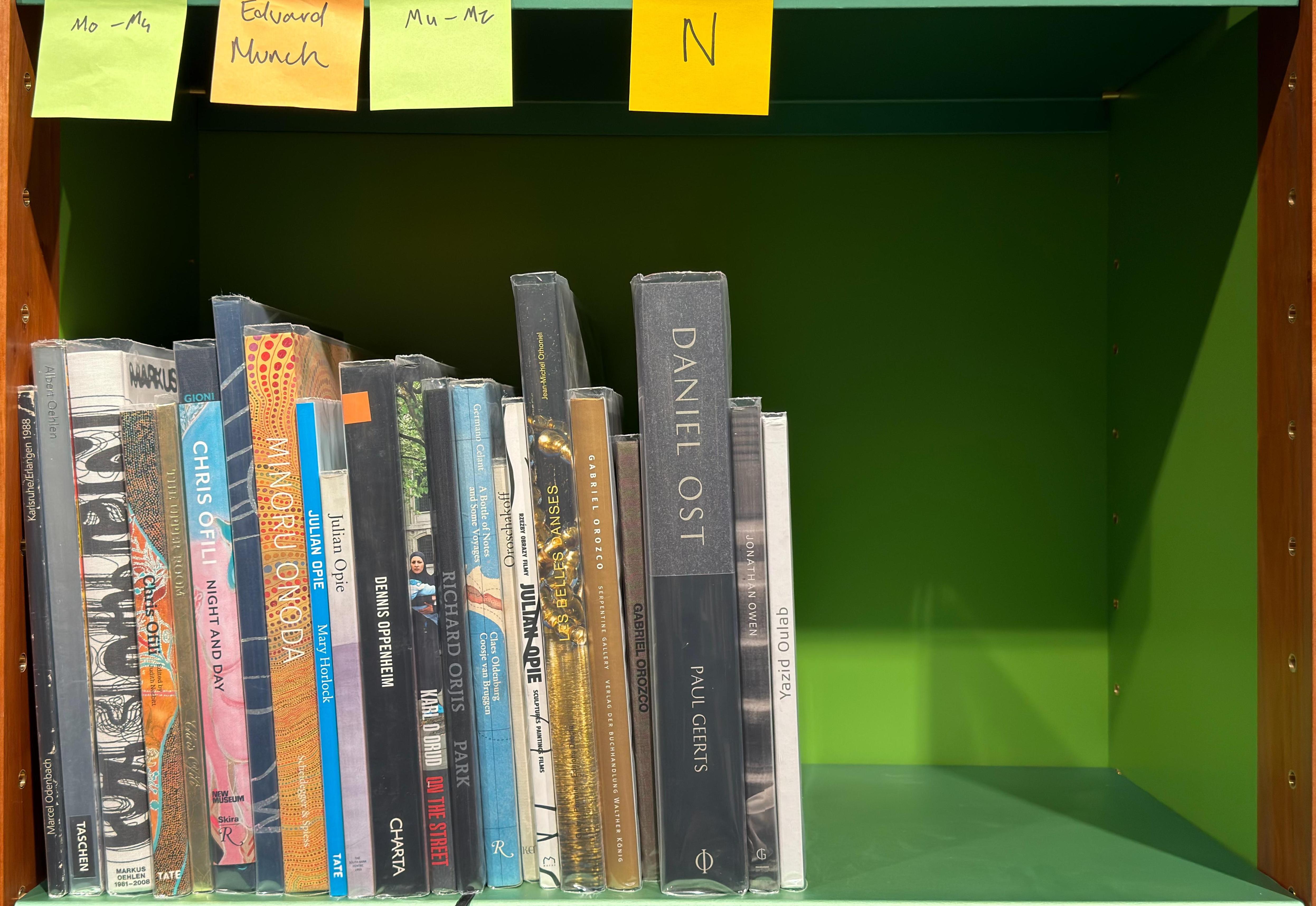 Shelf image