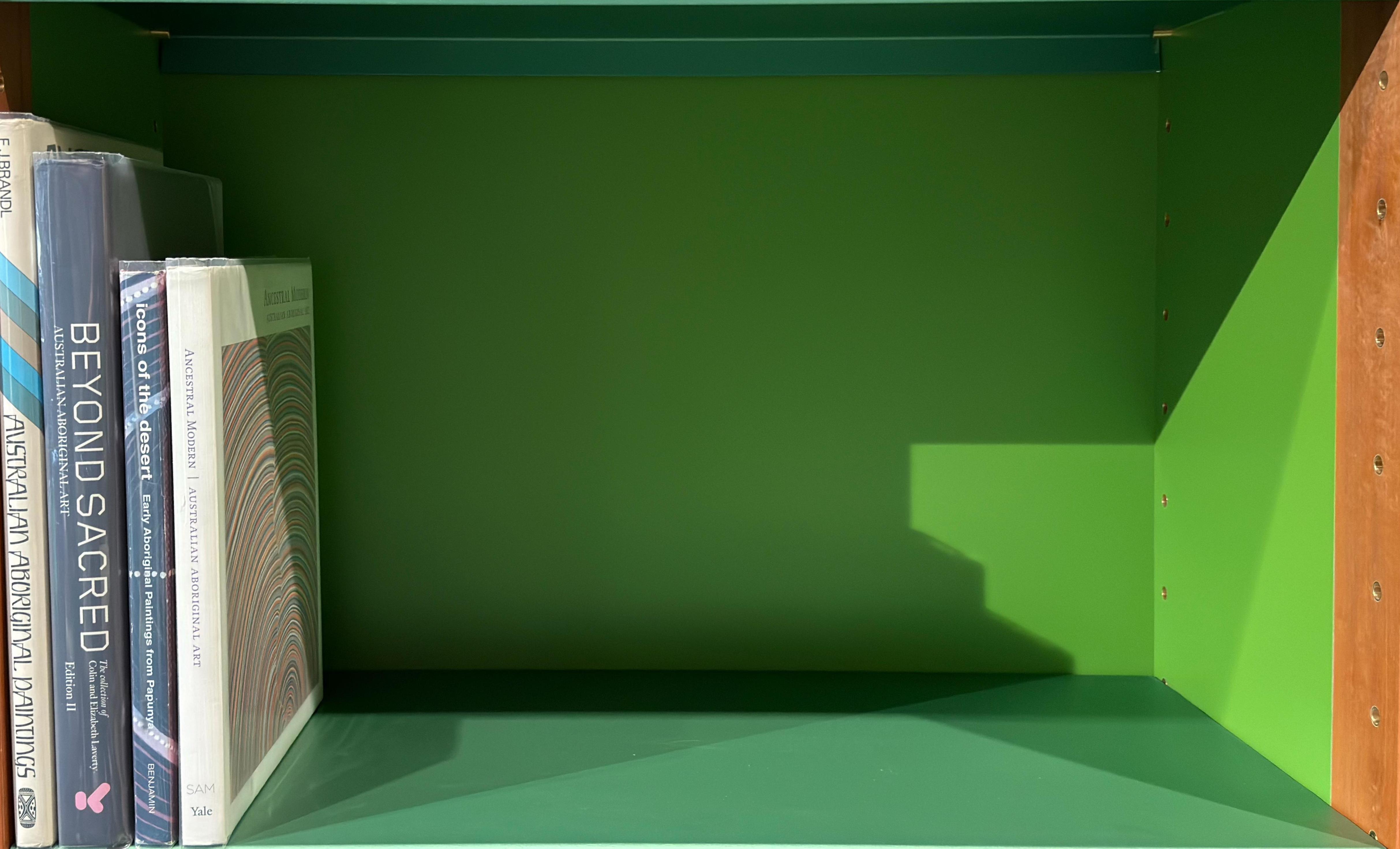 Shelf image