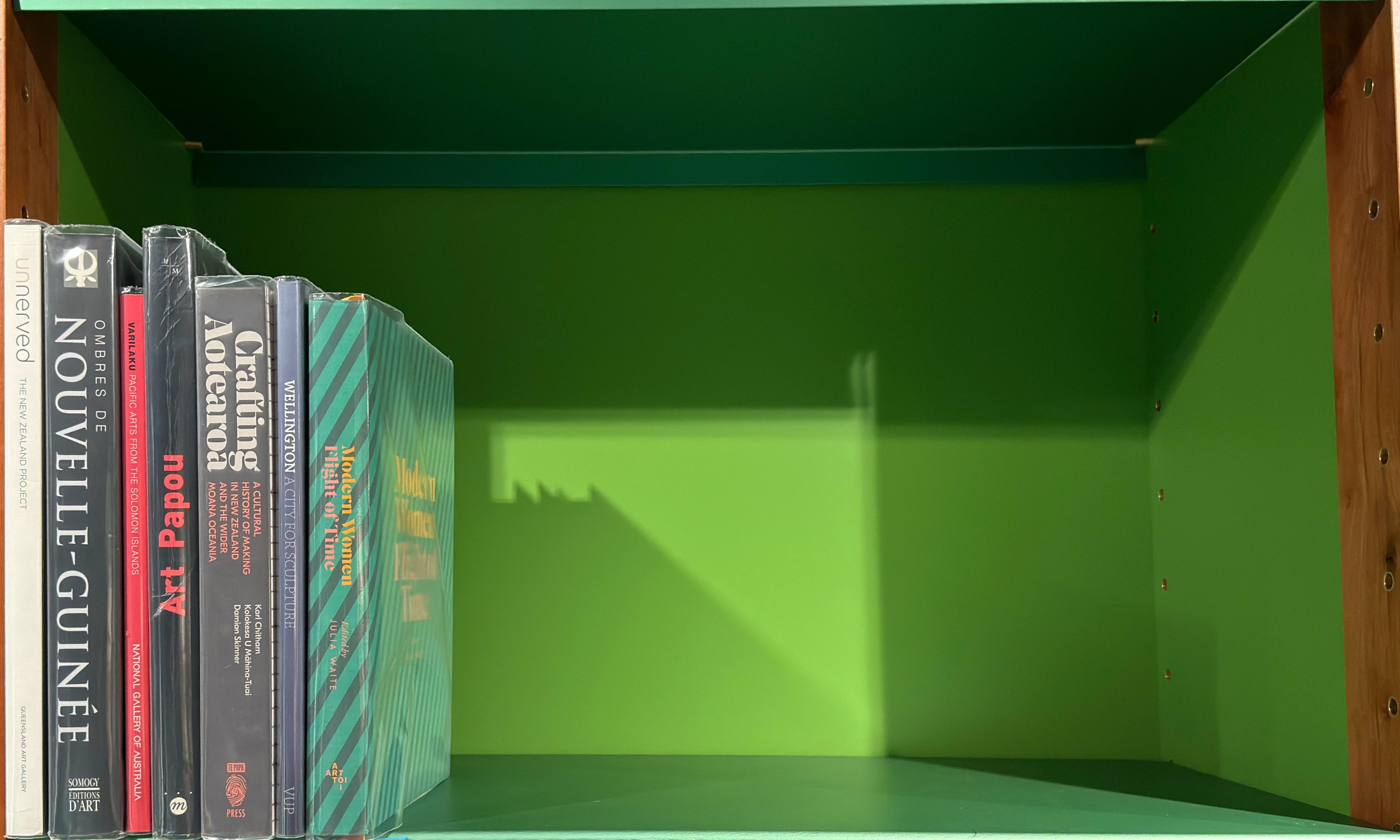 Shelf image