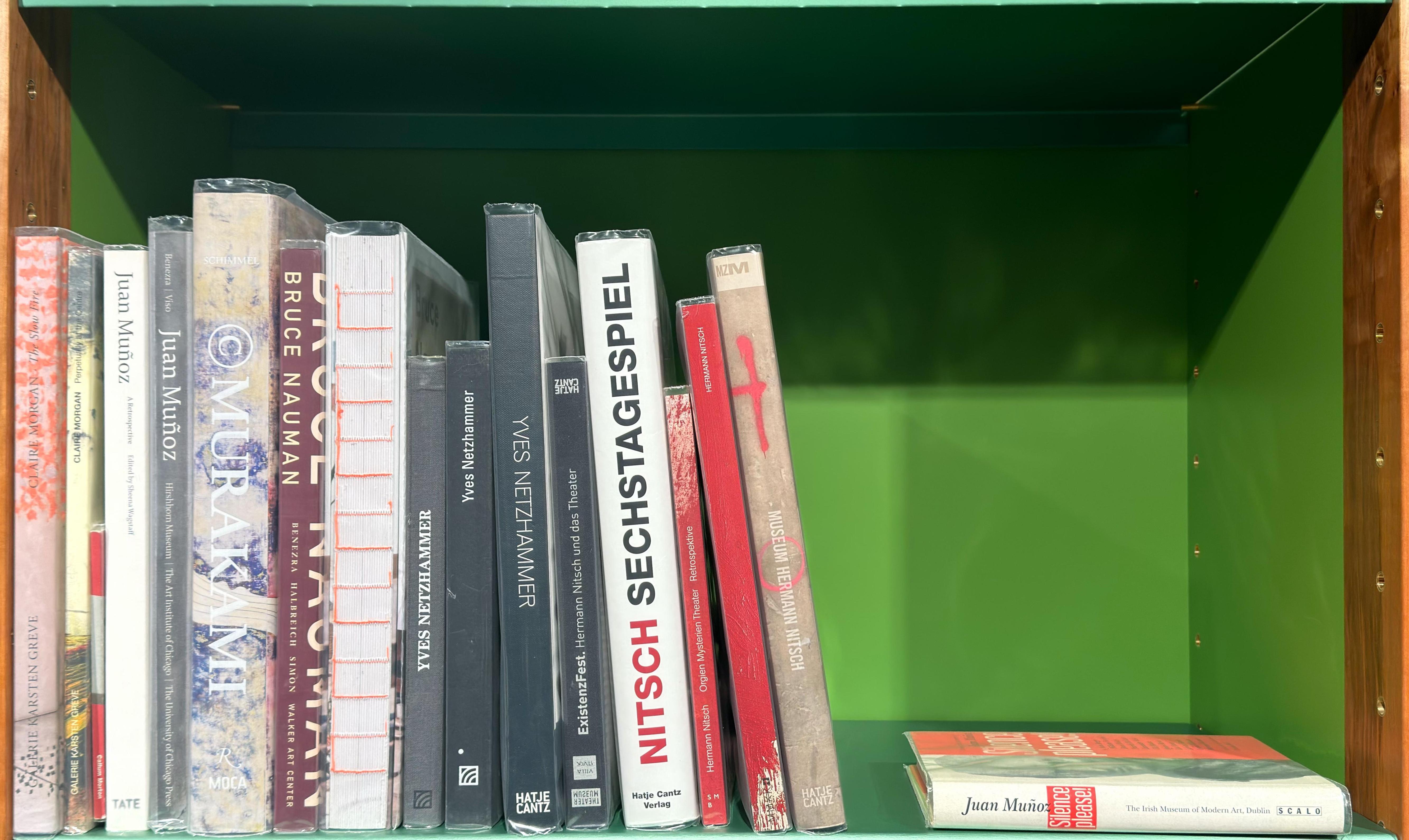 Shelf image
