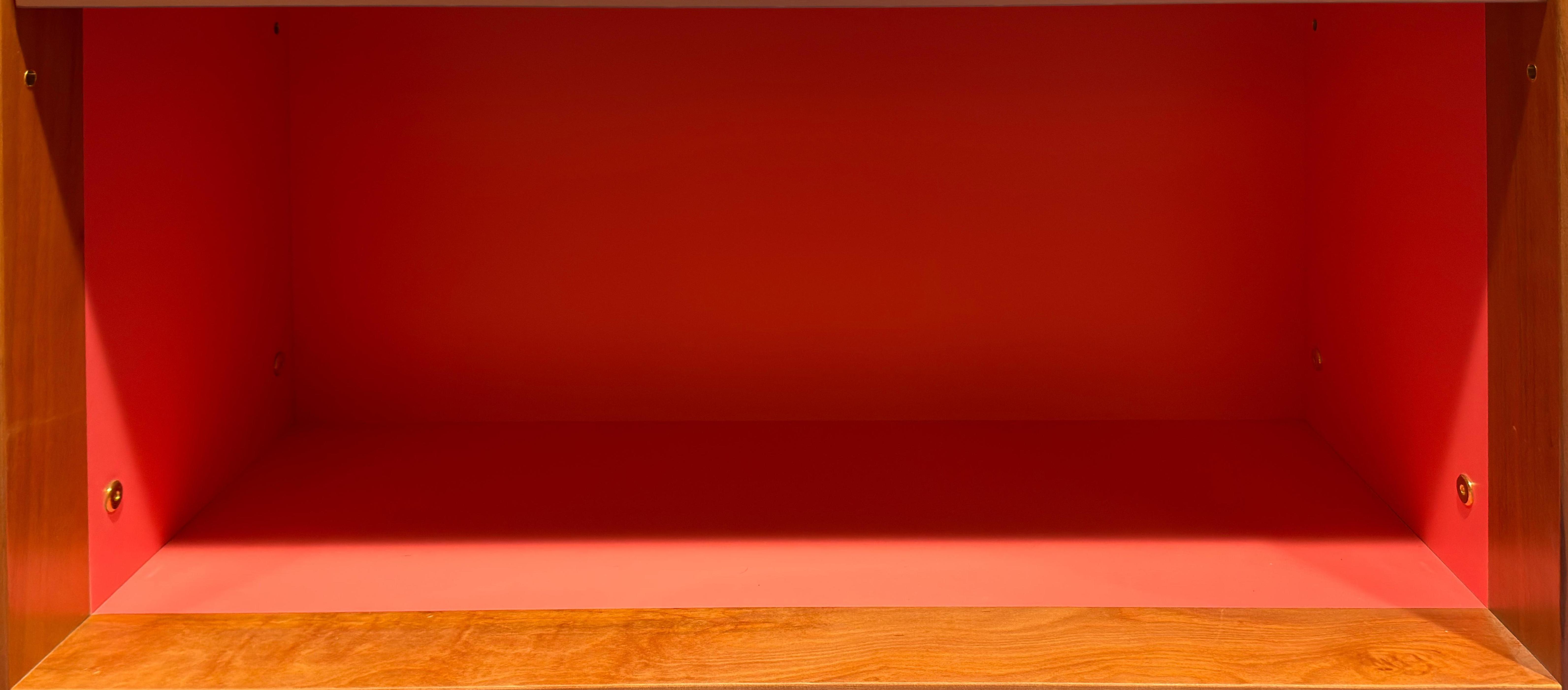 Shelf image