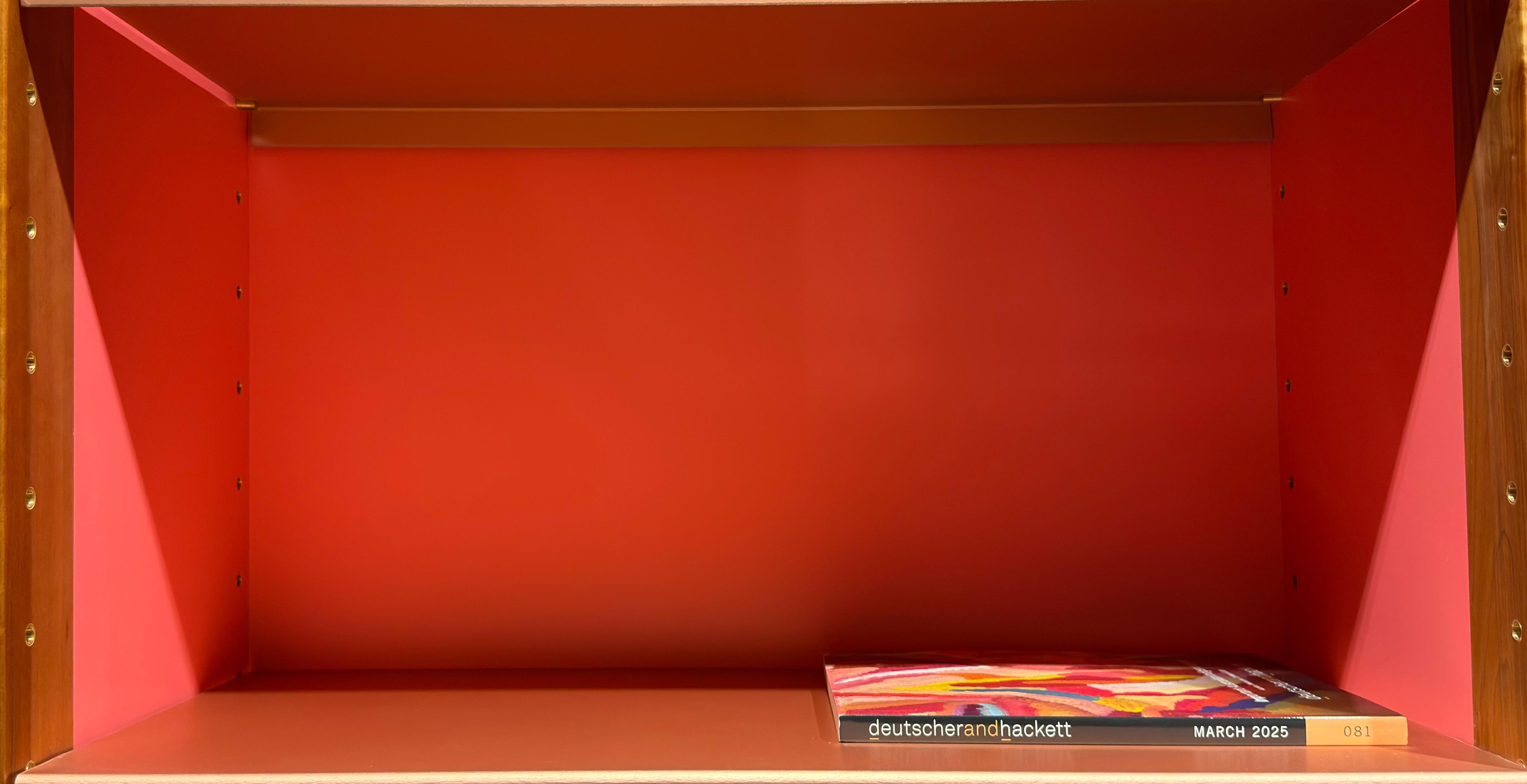 Shelf image