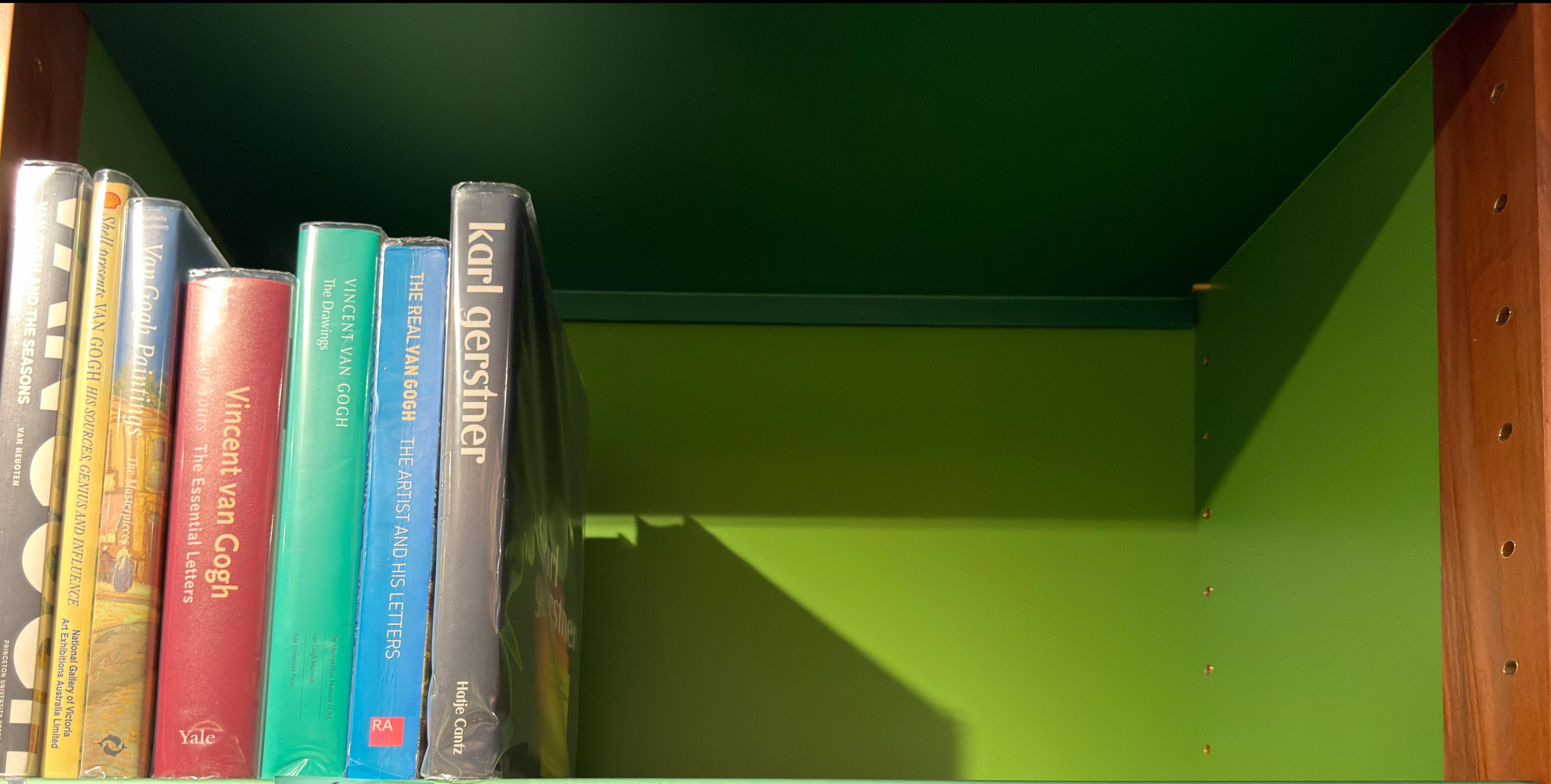Shelf image