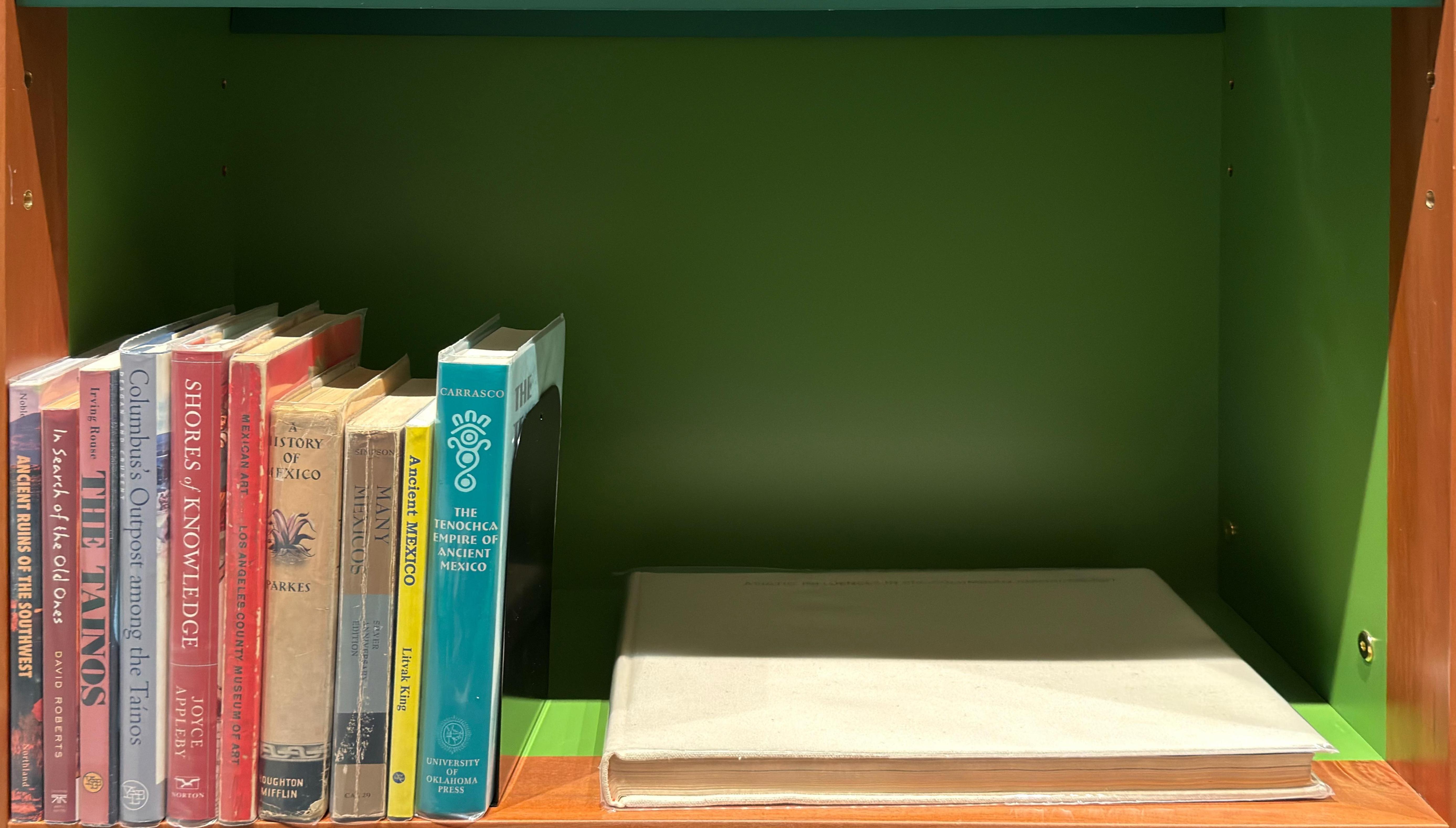 Shelf image