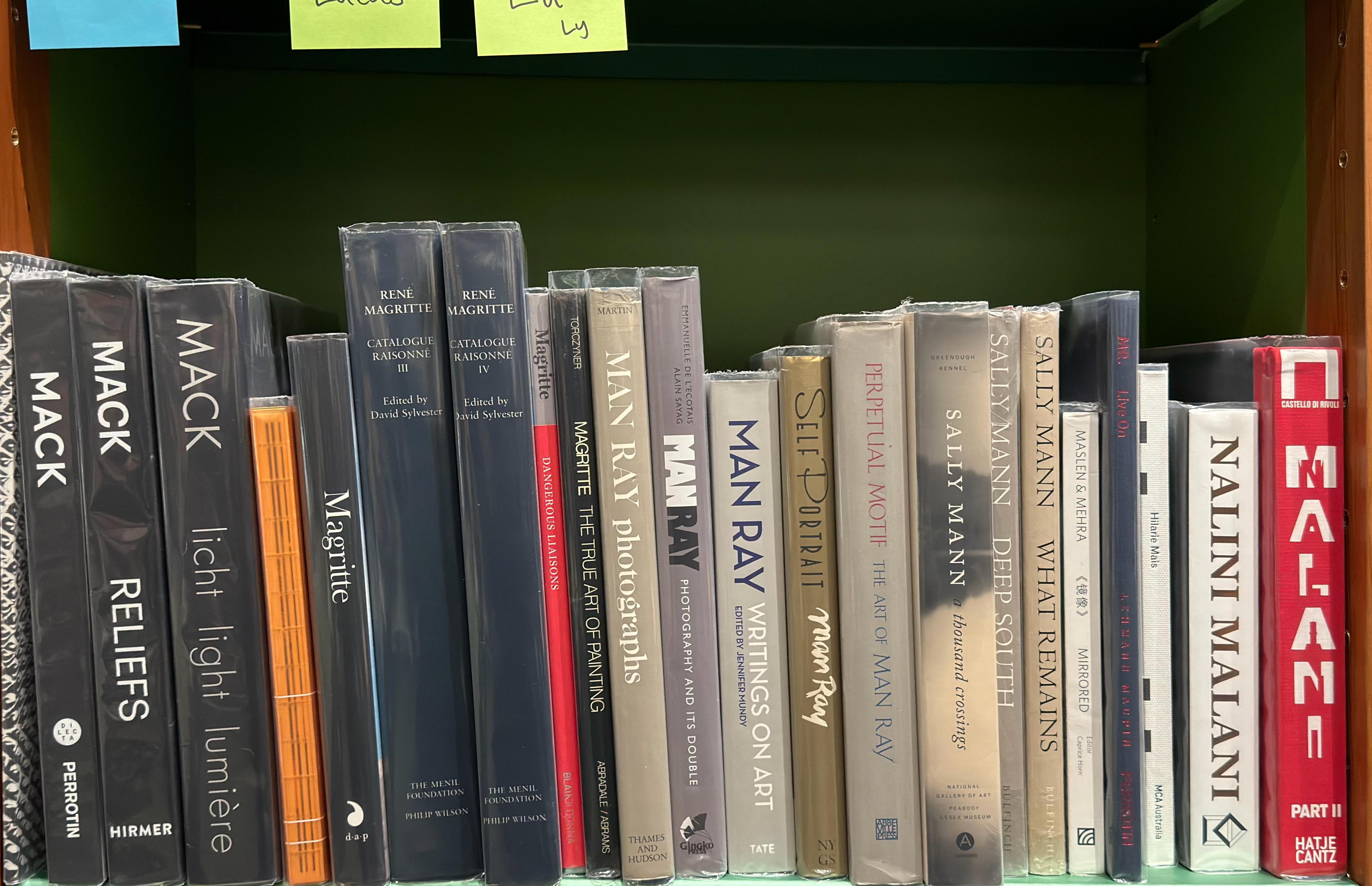 Shelf image