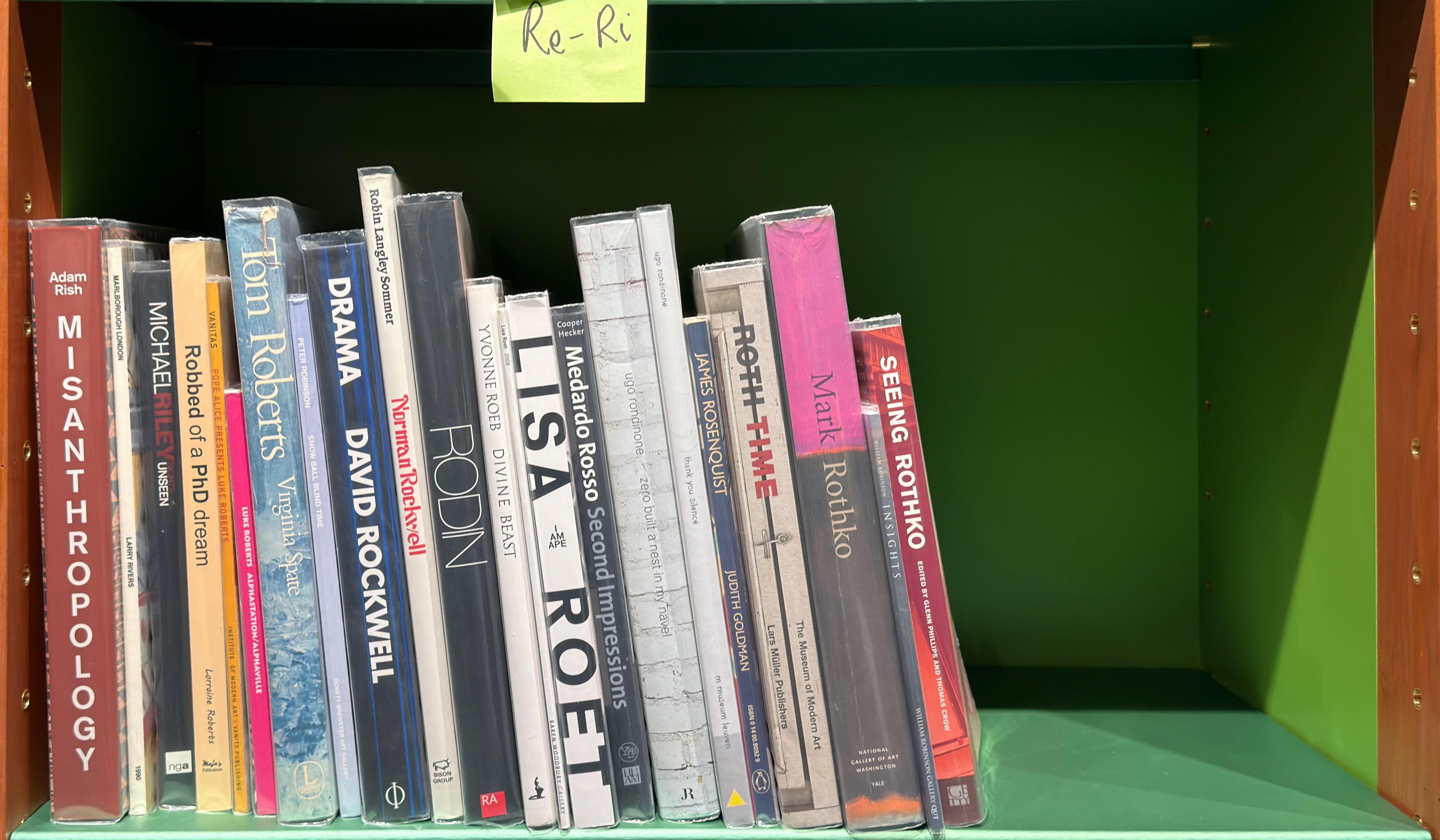 Shelf image