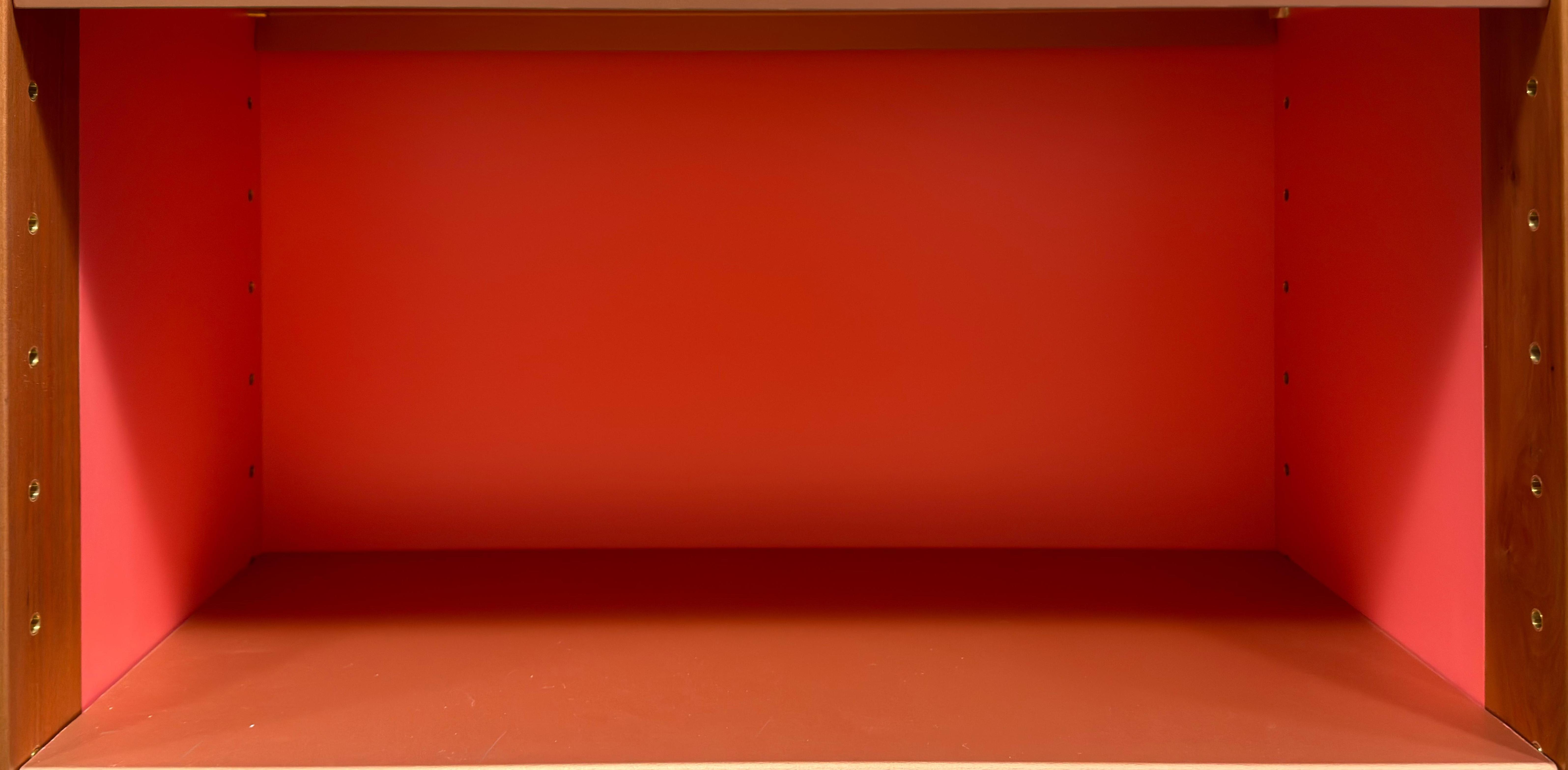 Shelf image