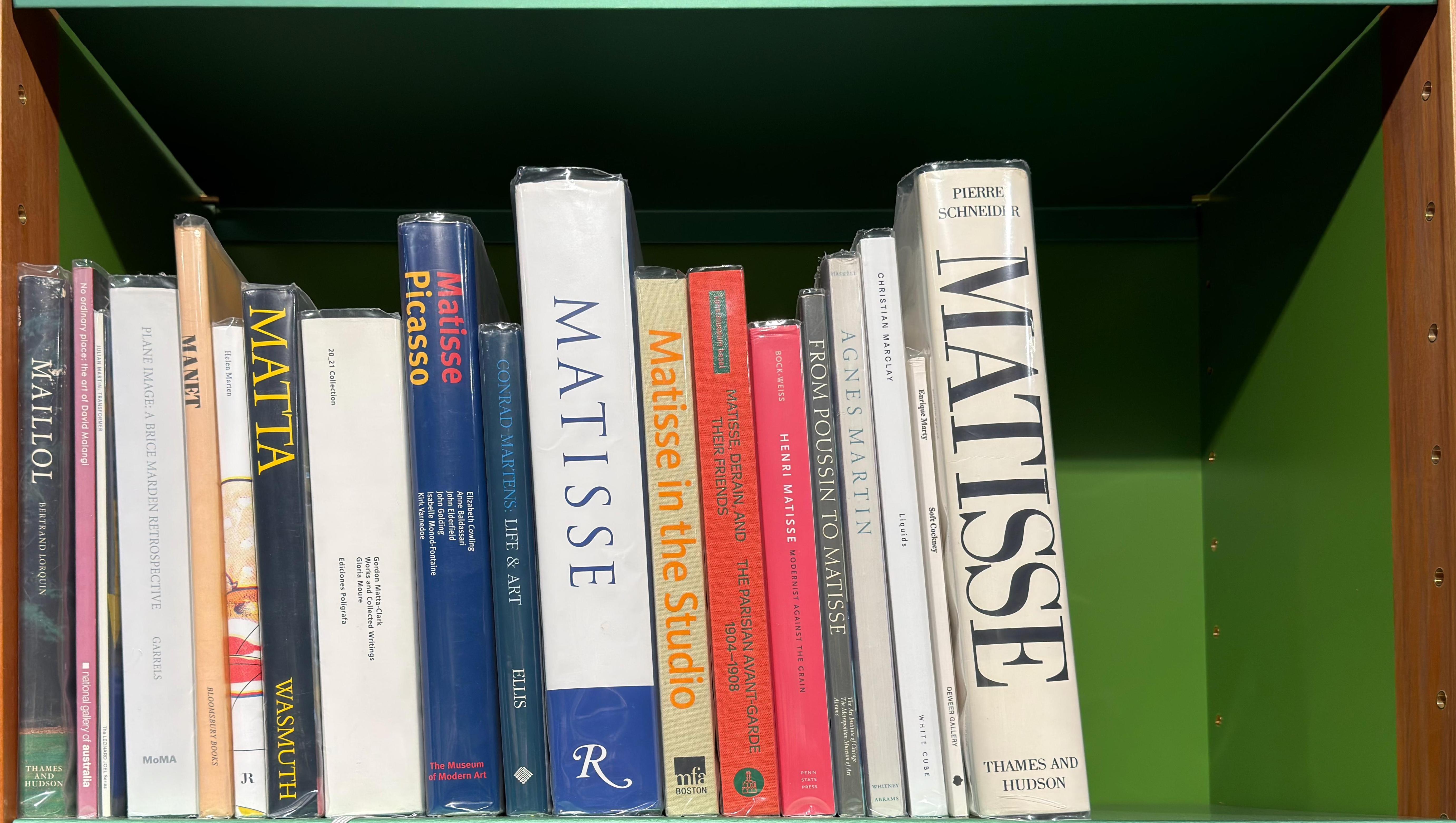 Shelf image