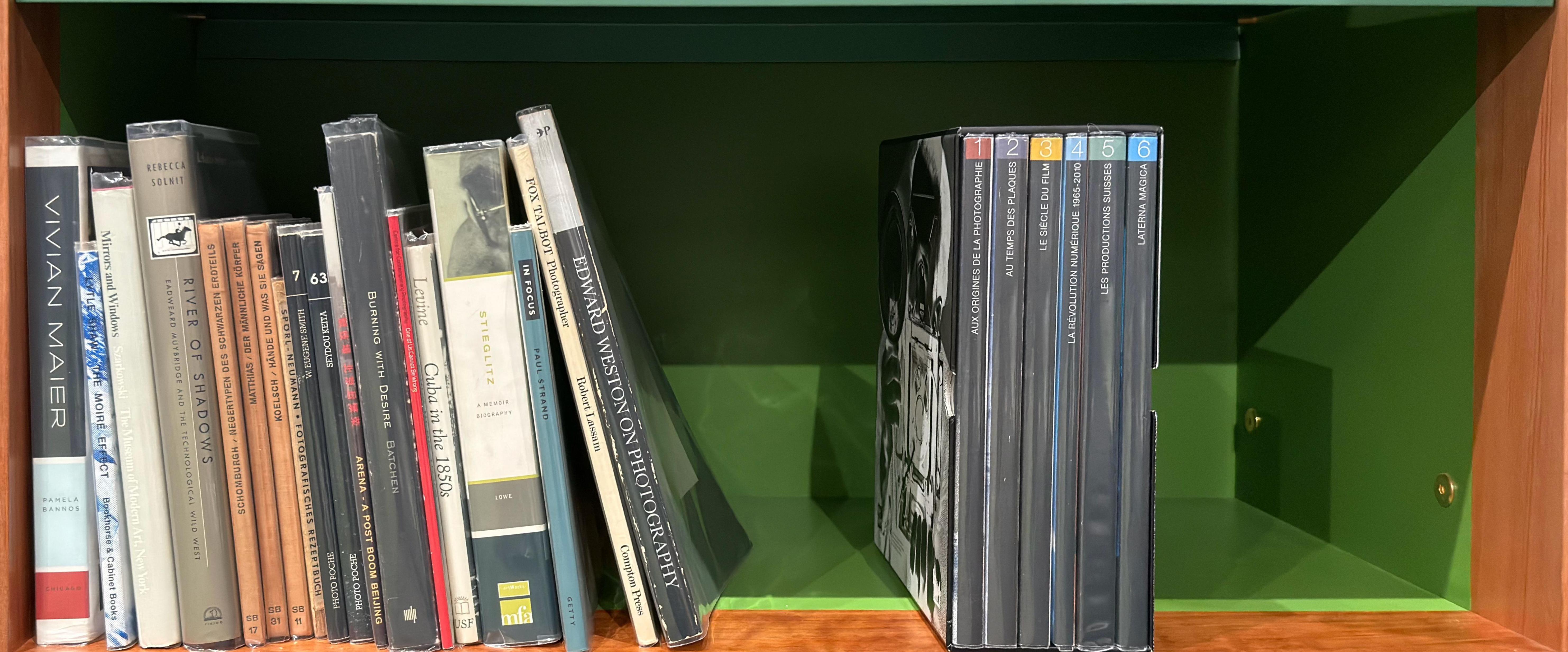 Shelf image